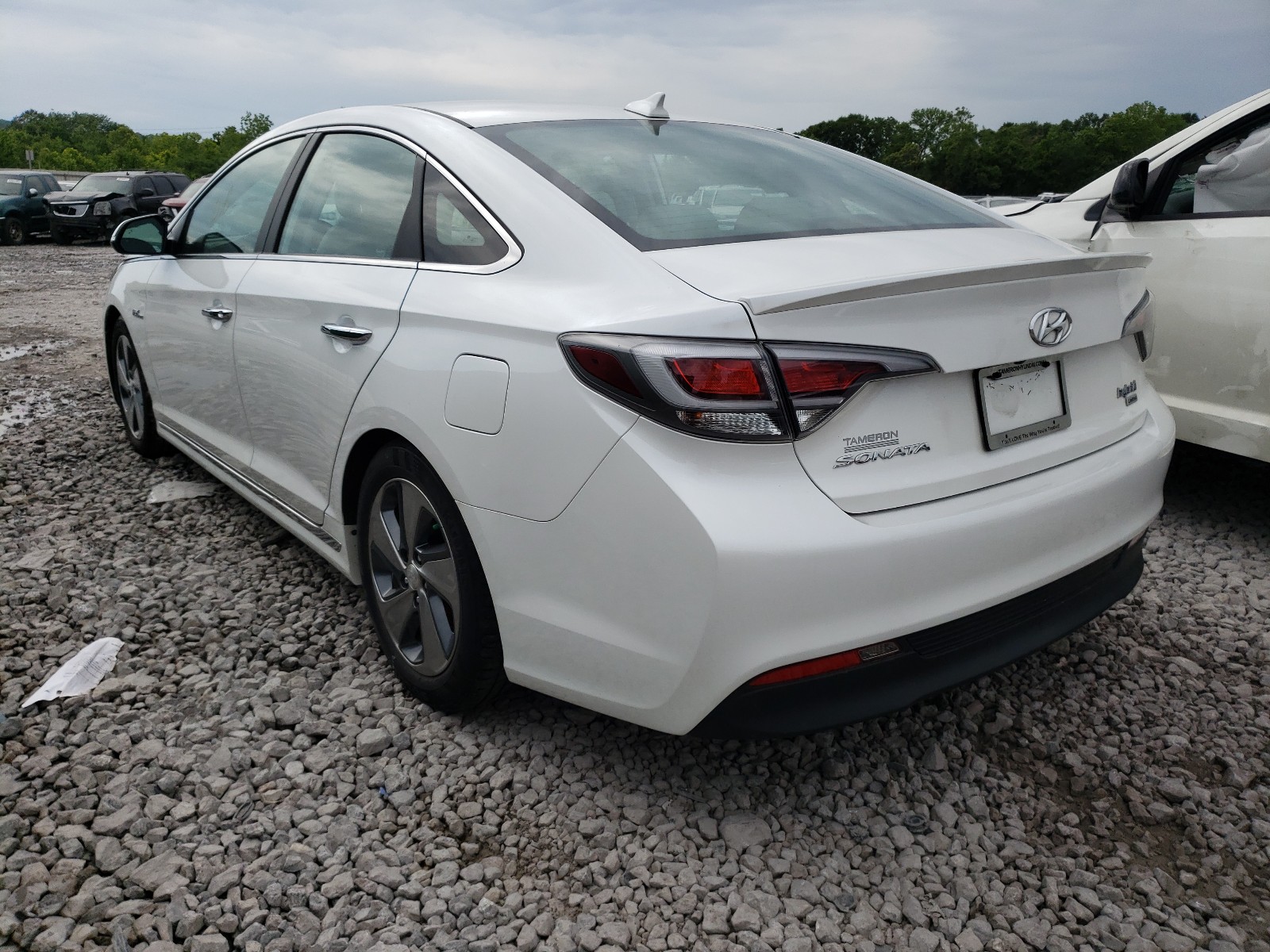 Photo 3 from auction – 2017 HYUNDAI SONATA HYB with VIN KMHE34L16HA050413