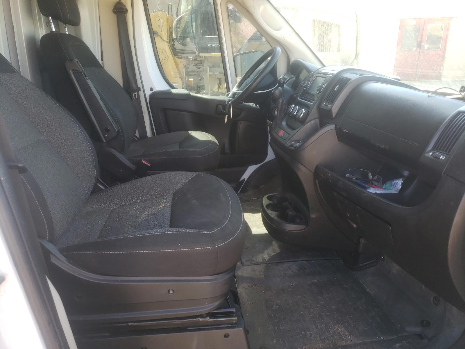 Photo 5 from auction – 2017 DODGE RAM with VIN 3C7WRVKG2HE542357