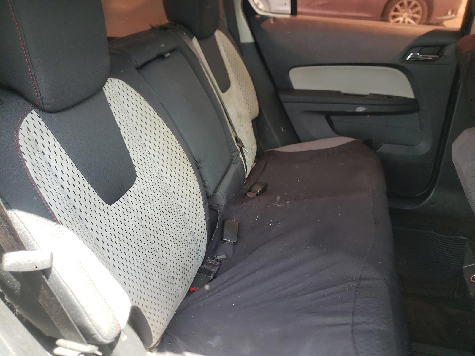 Photo 6 from auction – 2011 CHEVROLET EQUINOX with VIN 2GNALBEC9B1291414