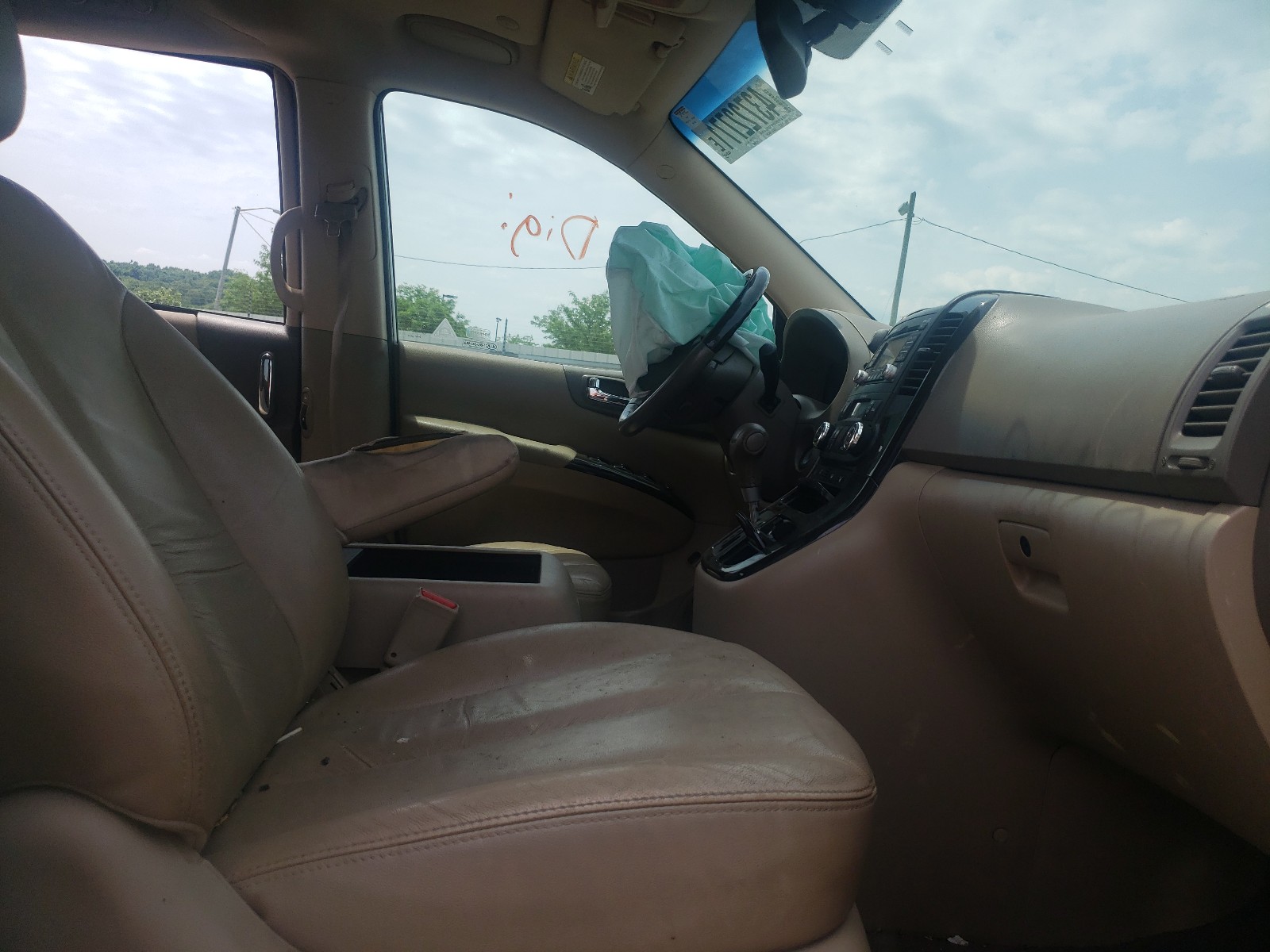 Photo 5 from auction – 2014 KIA SEDONA with VIN KNDMH4C79E6554992