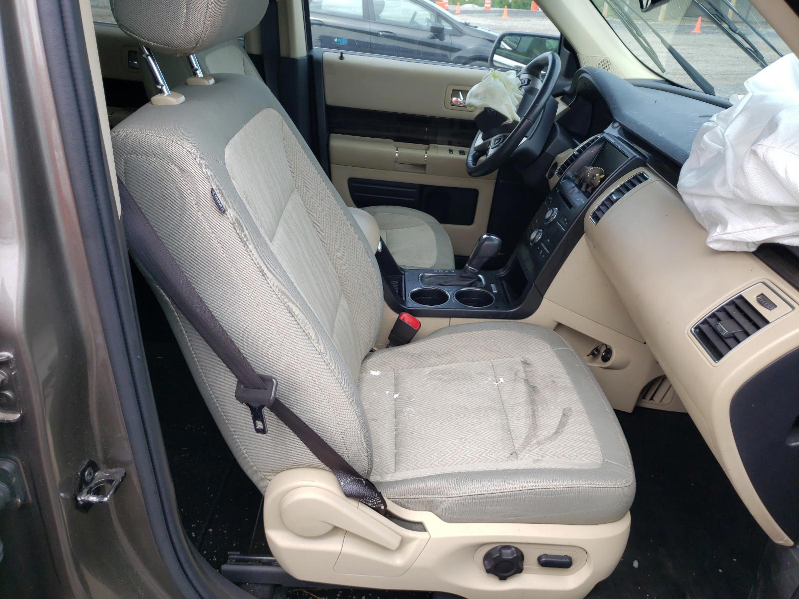 Photo 5 from auction – 2013 FORD FLEX with VIN 2FMGK5C86DBD32421