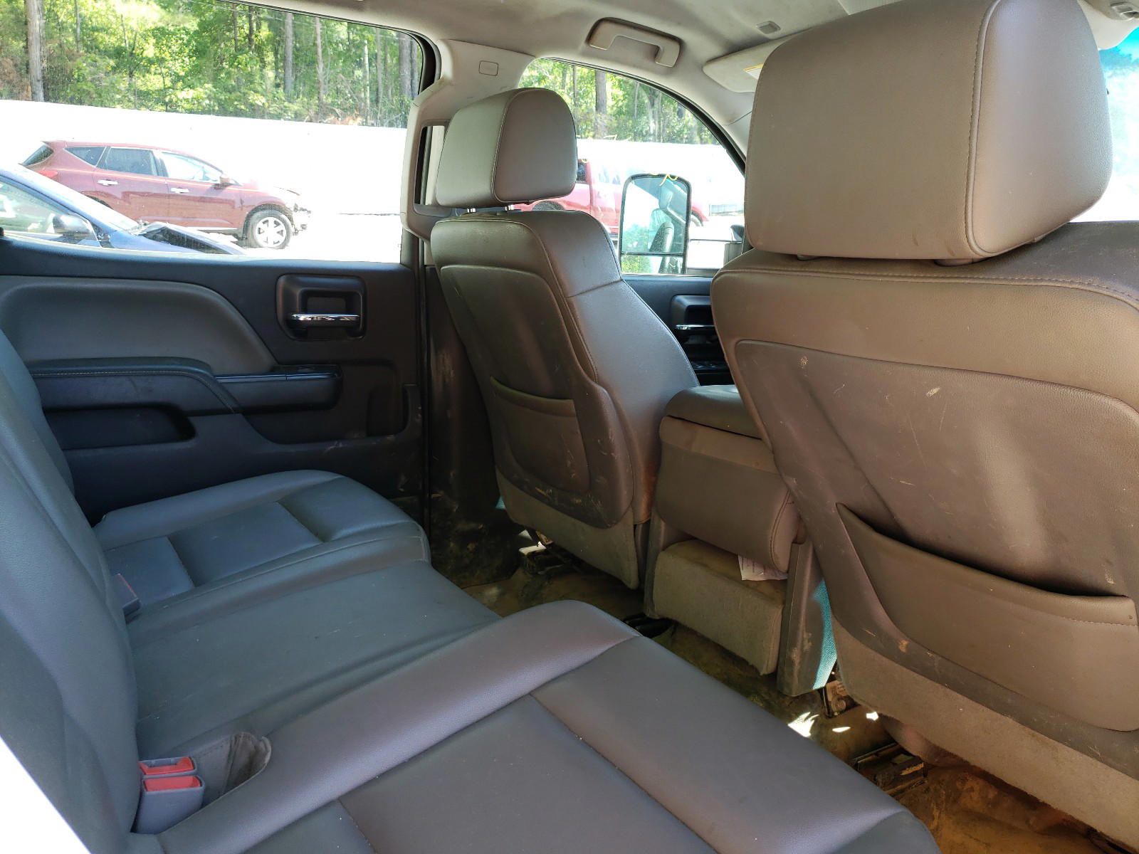 Photo 6 from auction – 2015 CHEVROLET SILVERADO with VIN 1GC1CUEG4FF537002