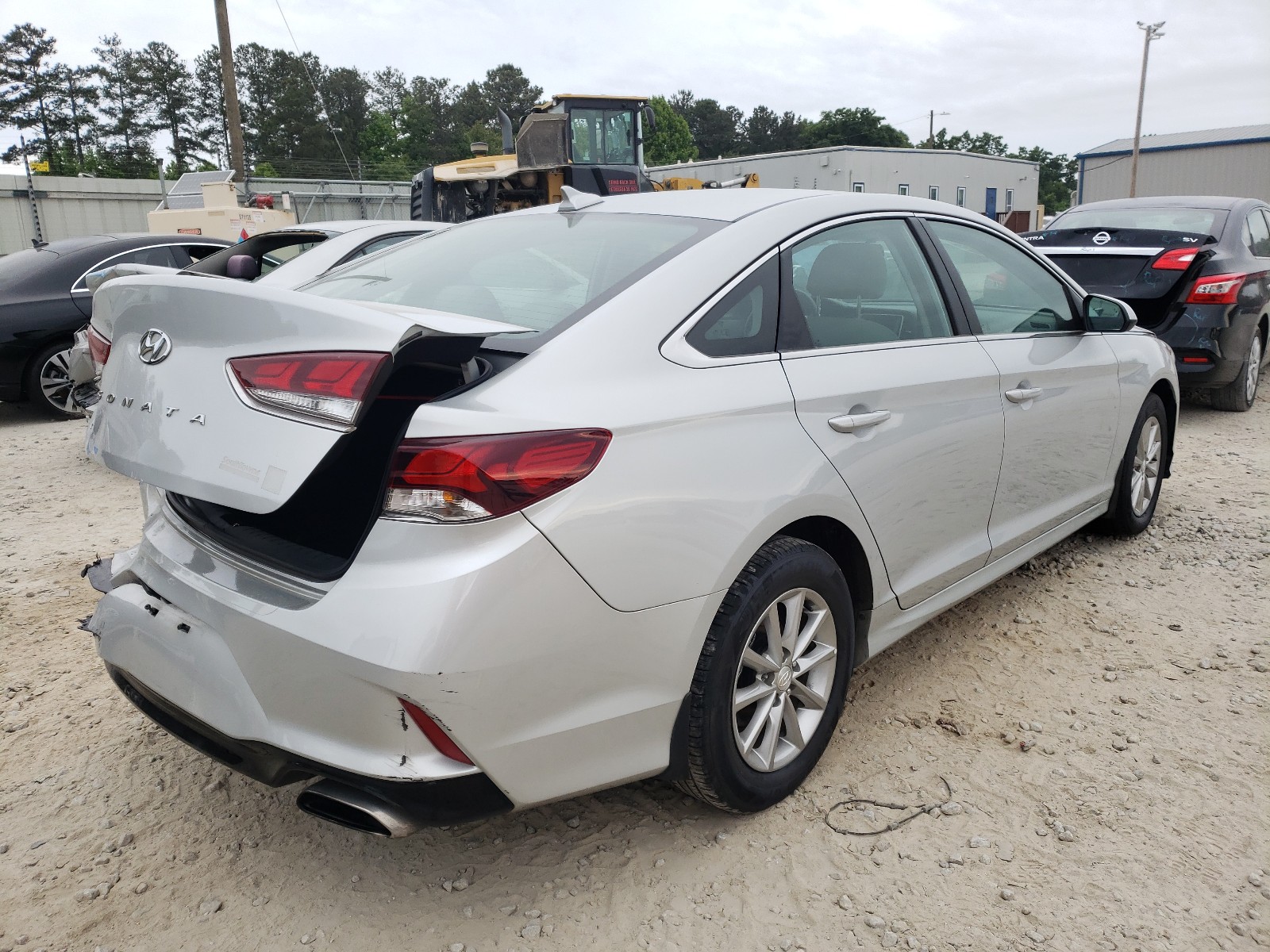 Photo 4 from auction – 2019 HYUNDAI SONATA SE with VIN 5NPE24AF2KH810908
