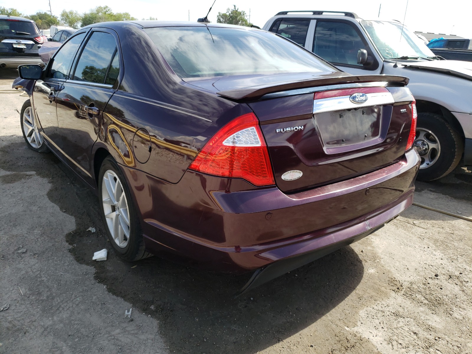 Photo 3 from auction – 2011 FORD FUSION SEL with VIN 3FAHP0JA4BR316192