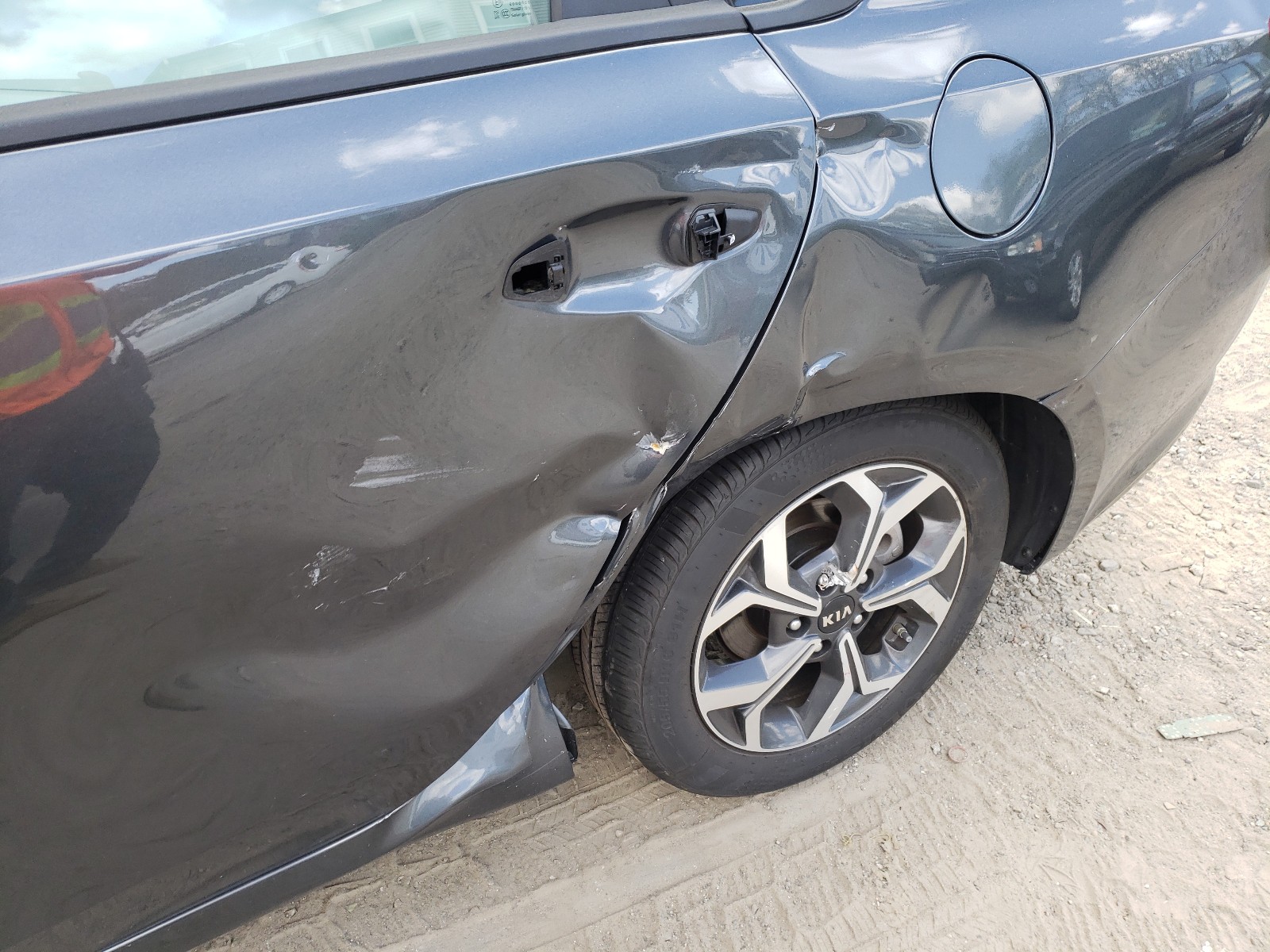 Photo 9 from auction – 2021 KIA FORTE FE with VIN 3KPF24AD9ME313591