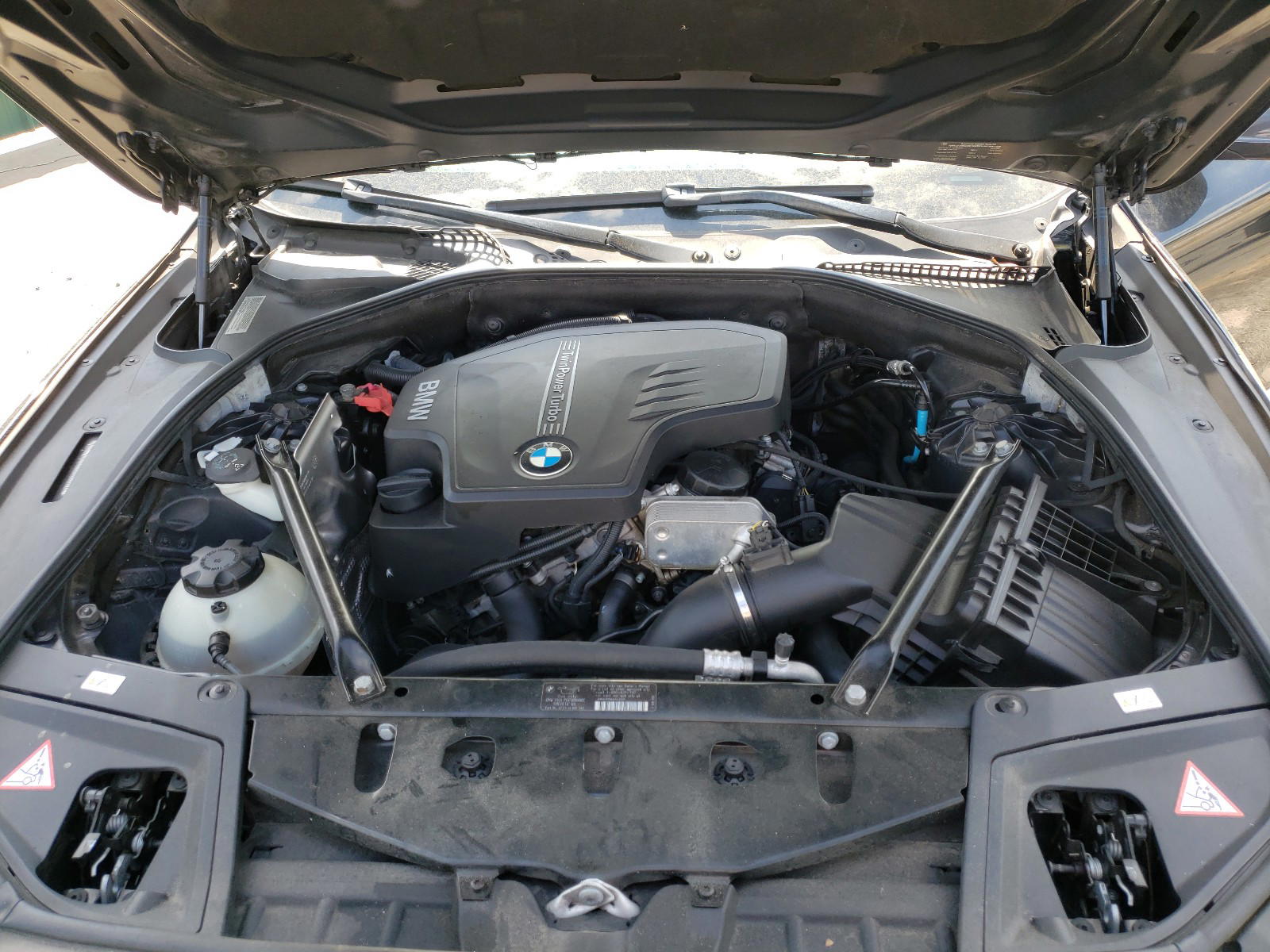 Photo 7 from auction – 2012 BMW 528 I with VIN WBAXG5C58CDX04908