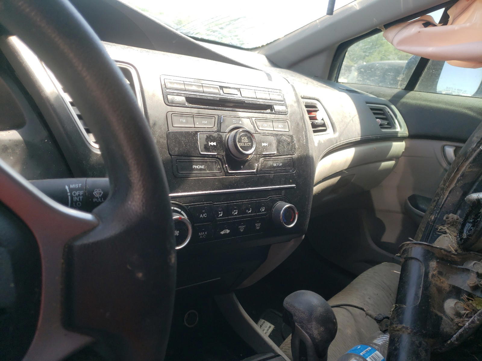 Photo 9 from auction – 2014 HONDA CIVIC LX with VIN 19XFB2F54EE024108