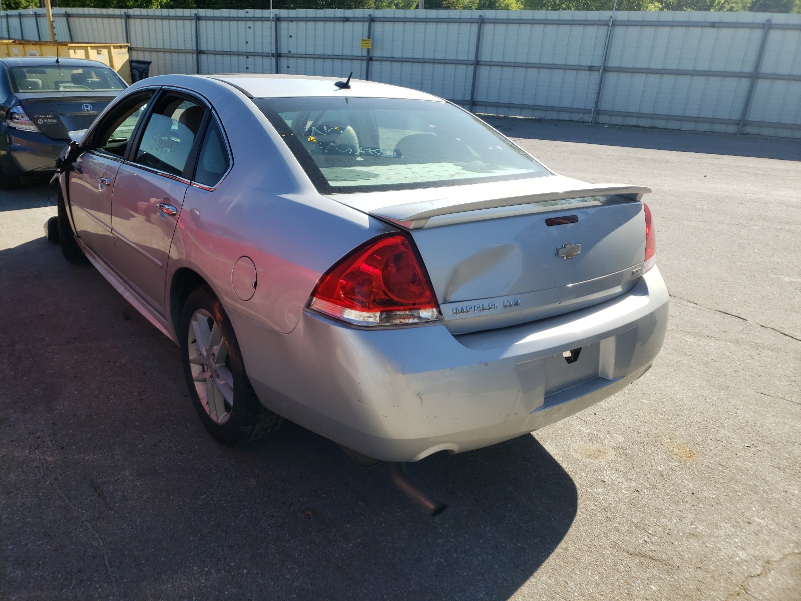 Photo 3 from auction – 2014 CHEVROLET IMPALA LIM with VIN 2G1WC5E39E1112821