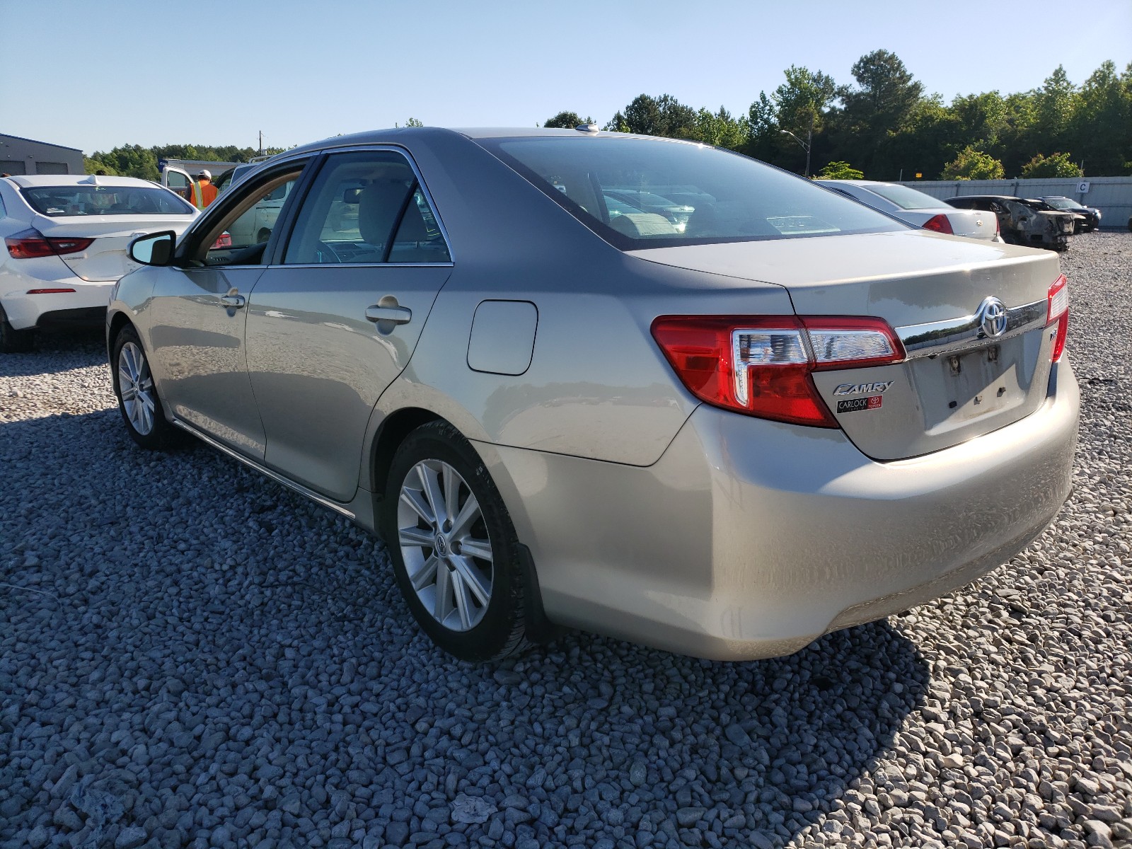 Photo 3 from auction – 2014 TOYOTA CAMRY L with VIN 4T4BF1FK5ER392903