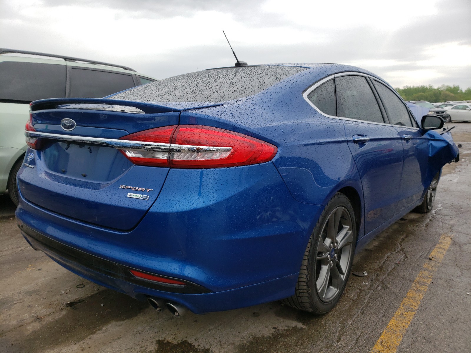 Photo 4 from auction – 2017 FORD FUSION SPO with VIN 3FA6P0VP6HR170750