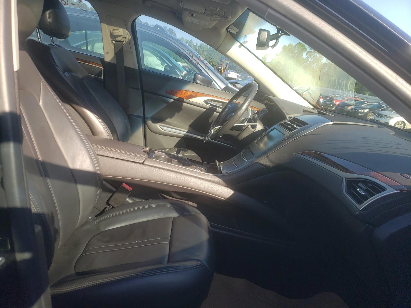 Photo 5 from auction – 2014 LINCOLN MKZ with VIN 3LN6L2G95ER826735