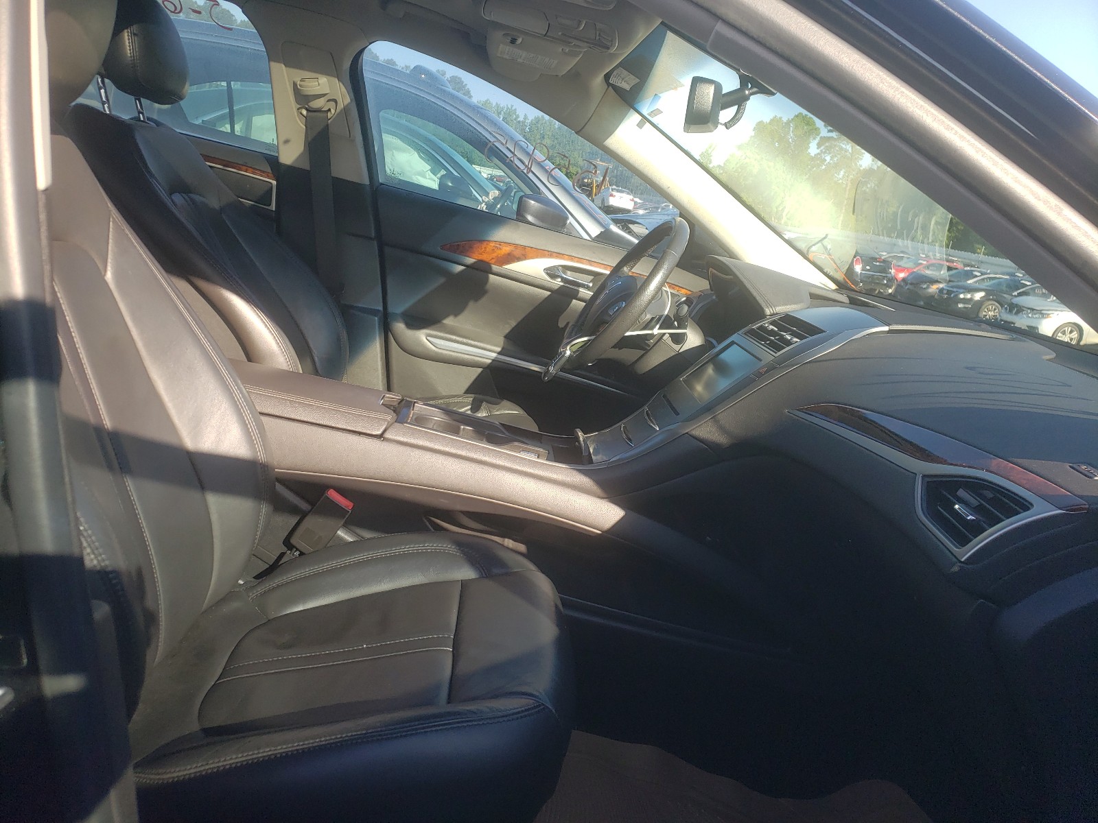 Zdjęcie 5 z aukcji – 2014 LINCOLN MKZ z VIN 3LN6L2G95ER826735