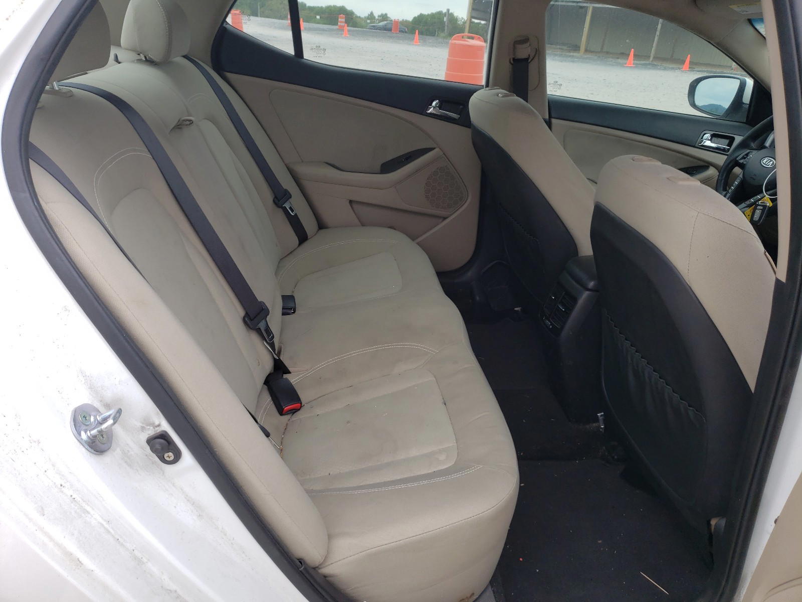 Photo 6 from auction – 2012 KIA OPTIMA HYB with VIN KNAGM4AD0C5015548