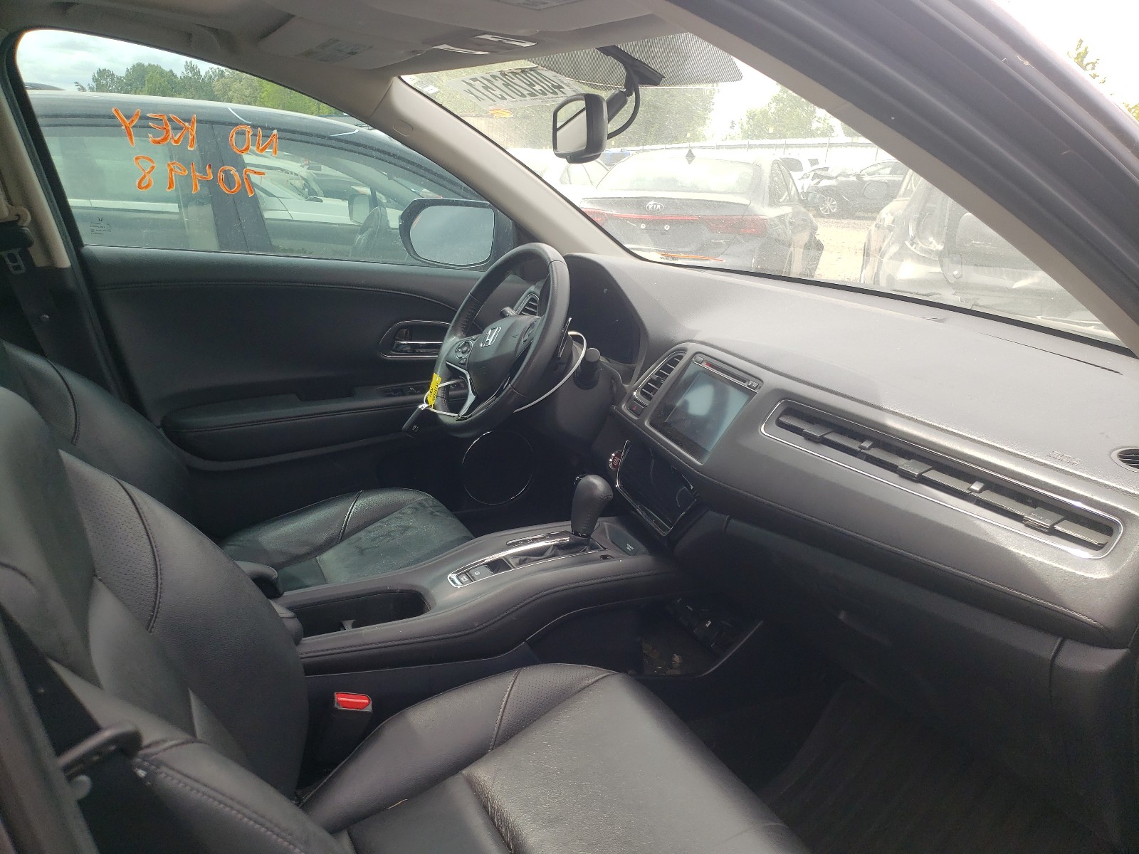 Photo 5 from auction – 2017 HONDA HR-V EXL with VIN 3CZRU6H79HM713871