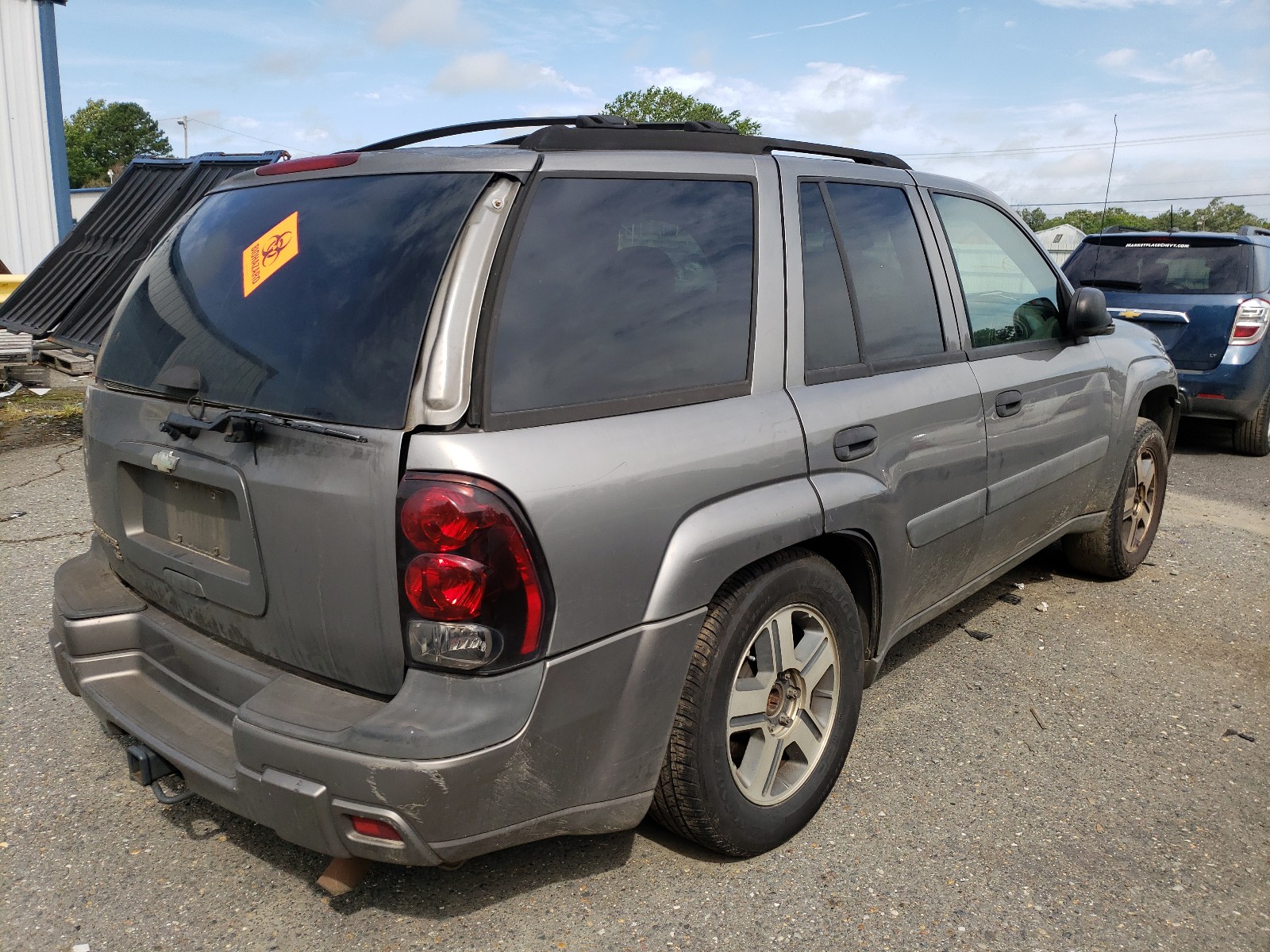 Photo 4 from auction – 2005 CHEVROLET TRAILBLAZE with VIN 1GNDS13SX52372785