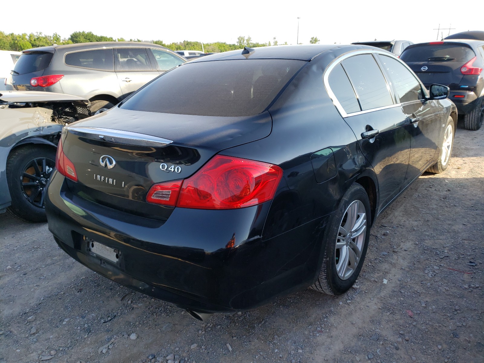 Photo 4 from auction – 2015 INFINITI Q40 with VIN JN1CV6AP3FM500283