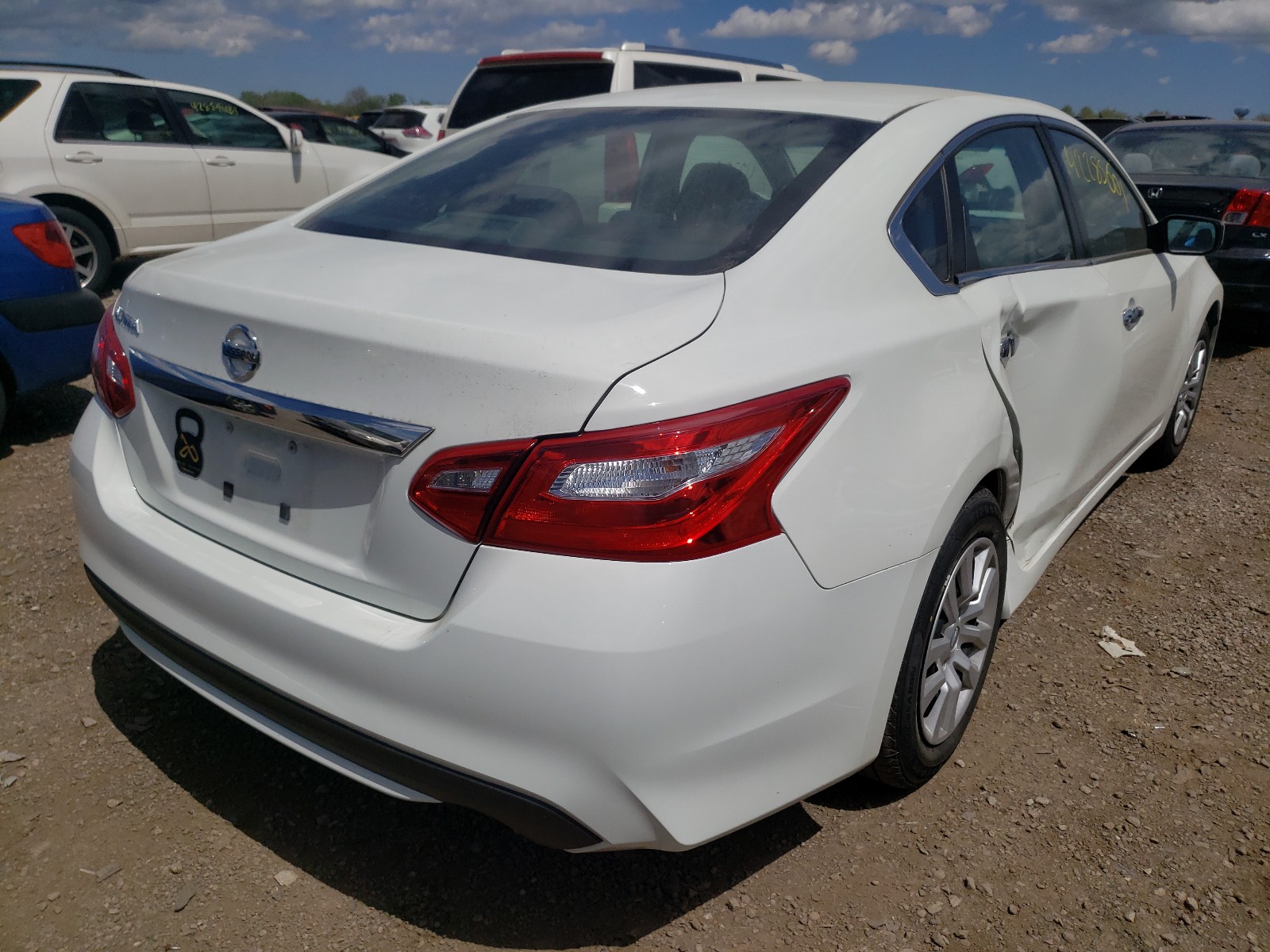 Photo 4 from auction – 2016 NISSAN ALTIMA 2.5 with VIN 1N4AL3AP5GC256805