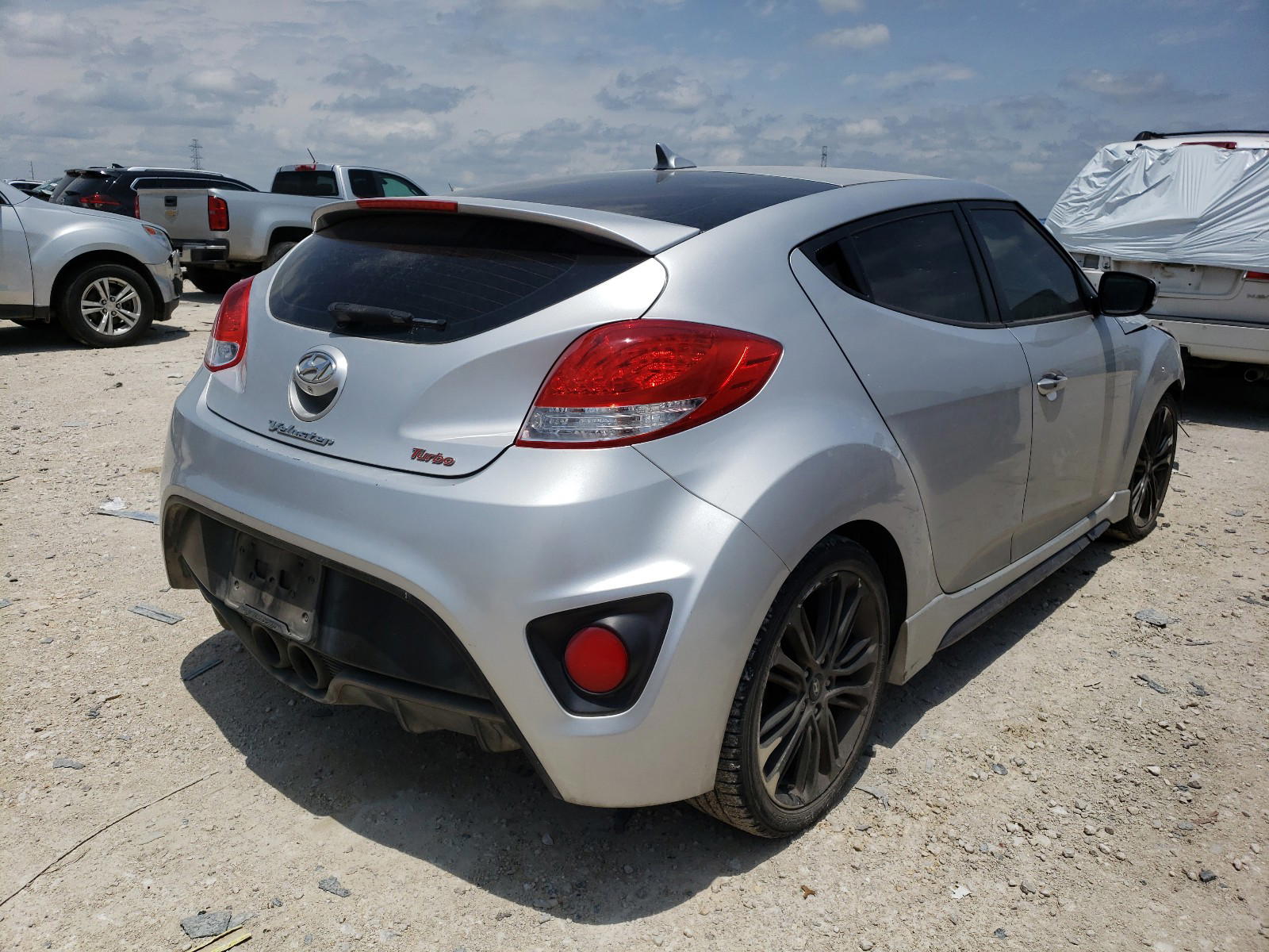 Photo 4 from auction – 2016 HYUNDAI VELOSTER T with VIN KMHTC6AE3GU257329