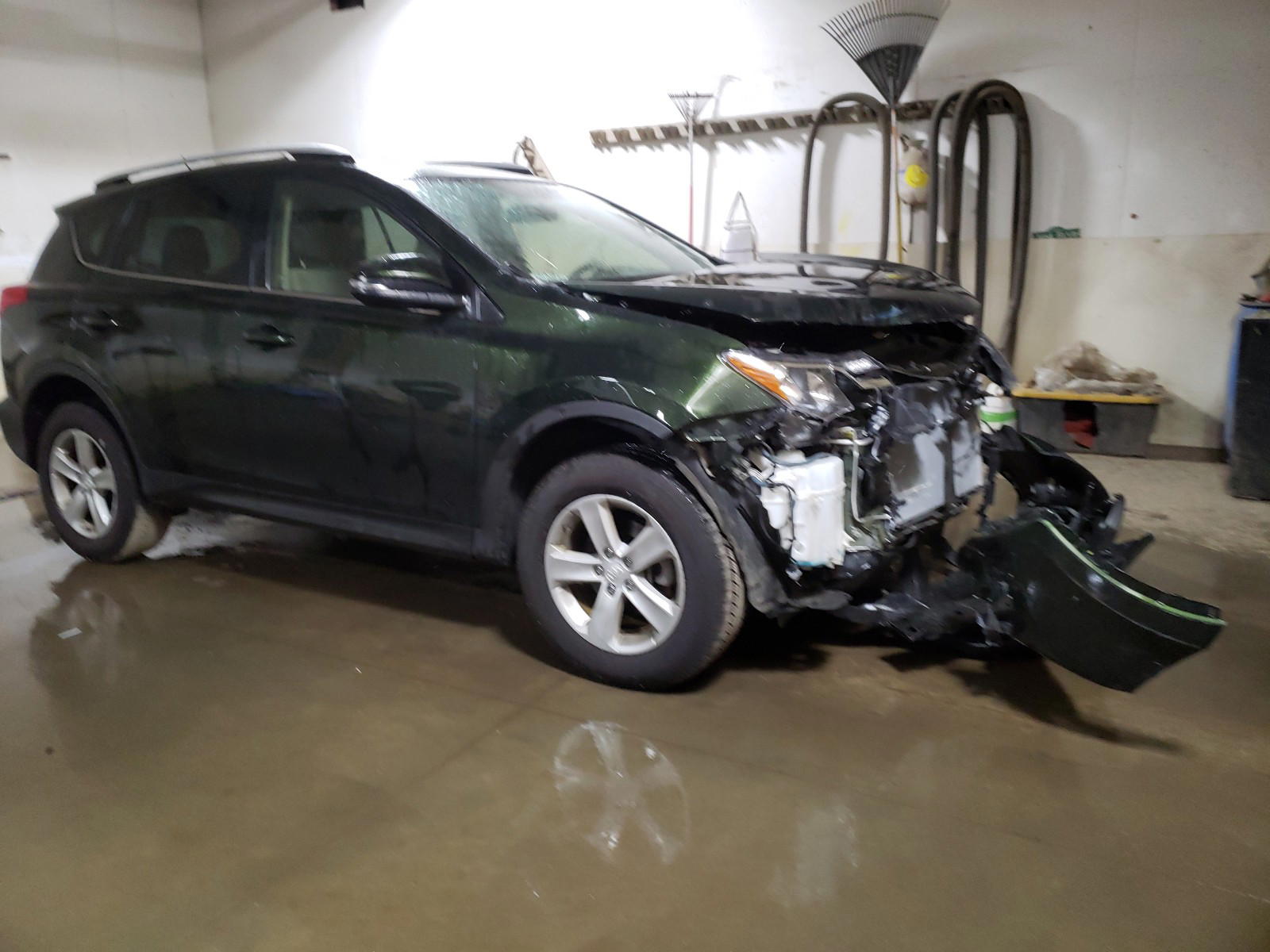 TOYOTA RAV4 XLE 2013 with VIN JTMRFREV7DD030982 - Photo from auction