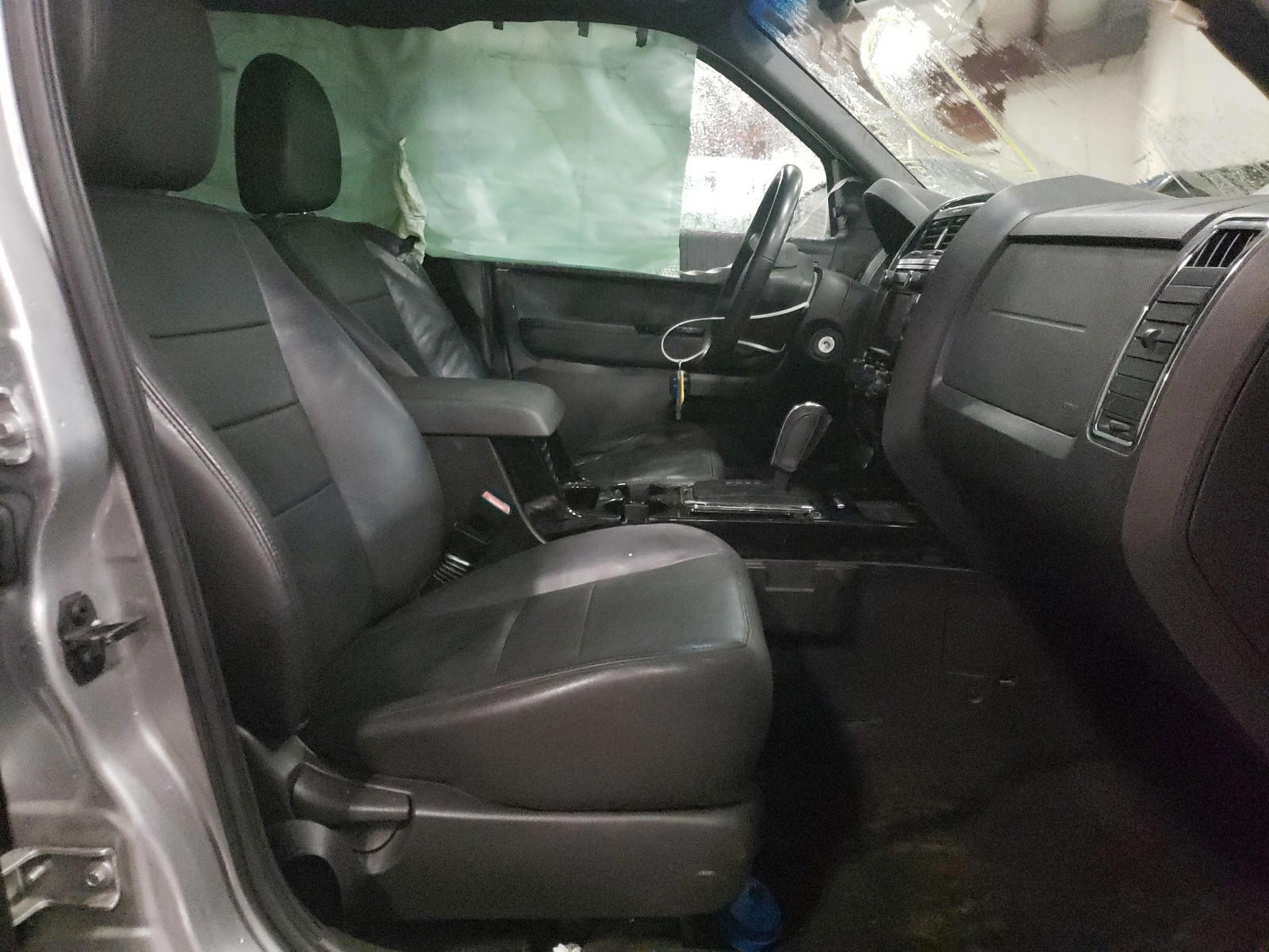 Photo 5 from auction – 2012 FORD ESCAPE LIM with VIN 1FMCU9EG3CKB75312