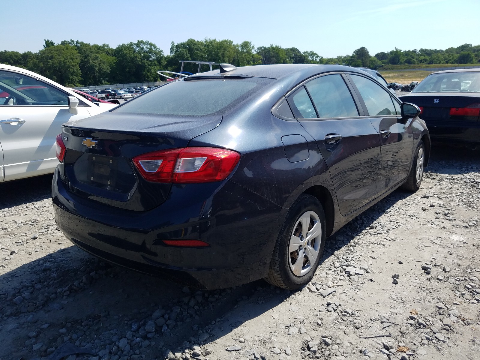 Photo 4 from auction – 2016 CHEVROLET CRUZE LS with VIN 1G1BC5SM4G7301250