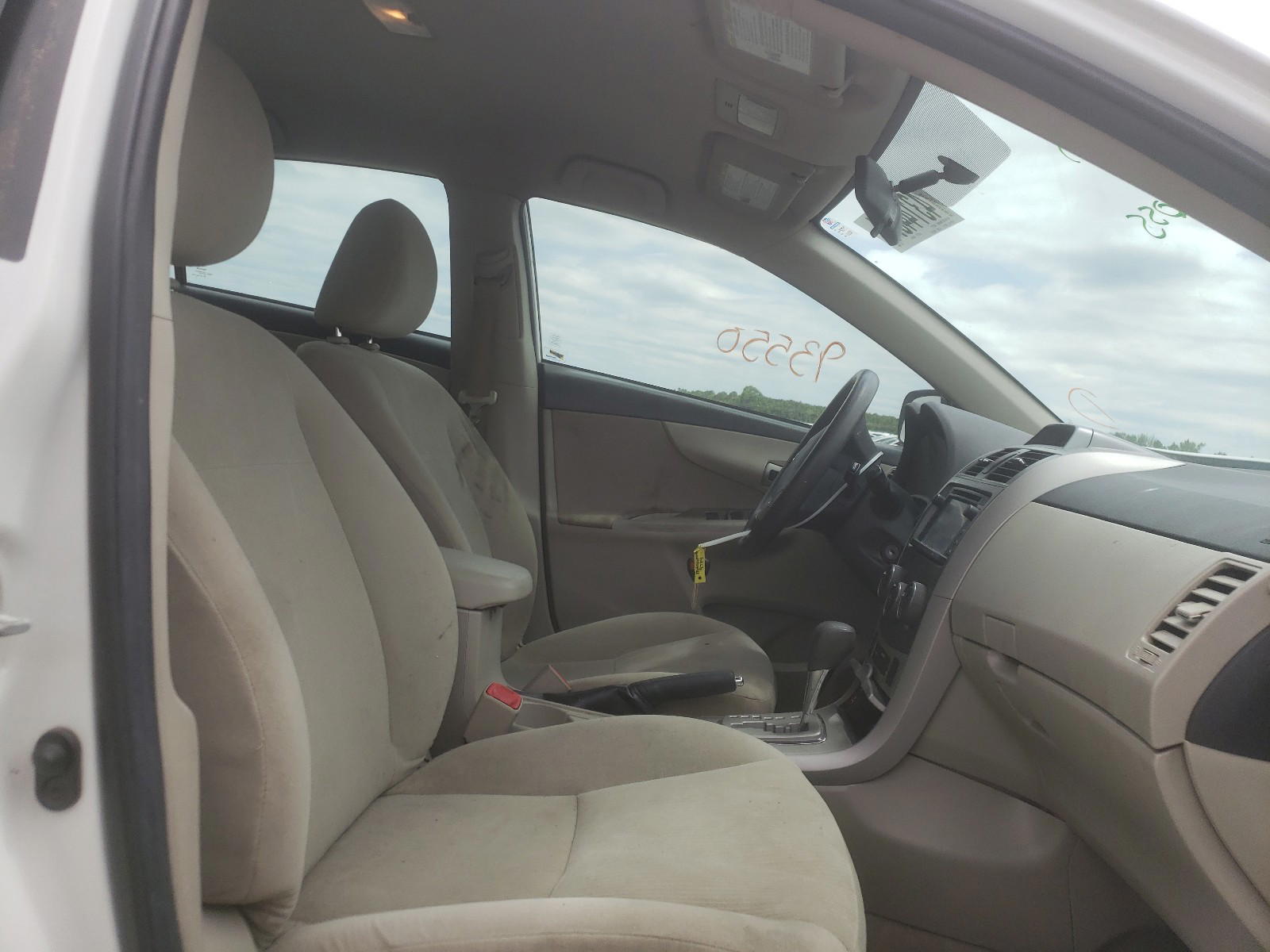 Photo 5 from auction – 2013 TOYOTA COROLLA BA with VIN 5YFBU4EE6DP113844