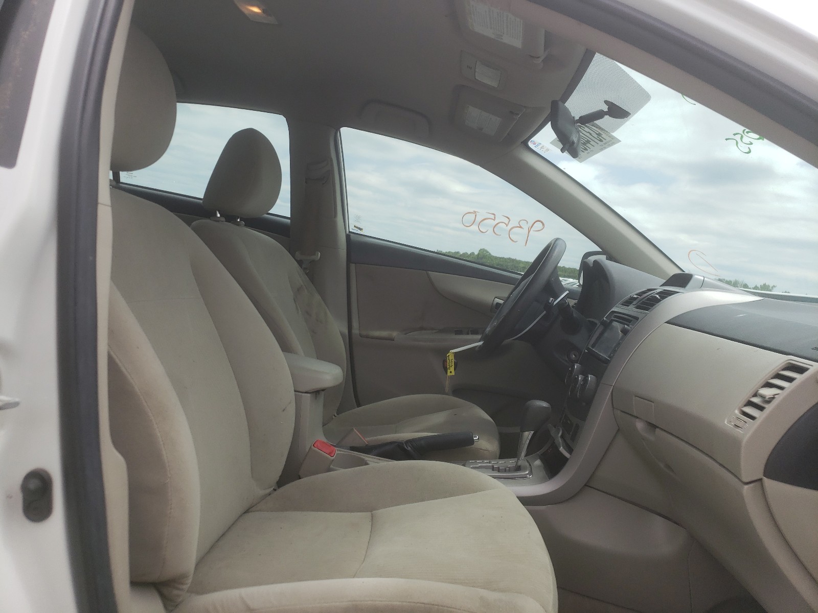 Zdjęcie 5 z aukcji – 2013 TOYOTA COROLLA BA z VIN 5YFBU4EE6DP113844