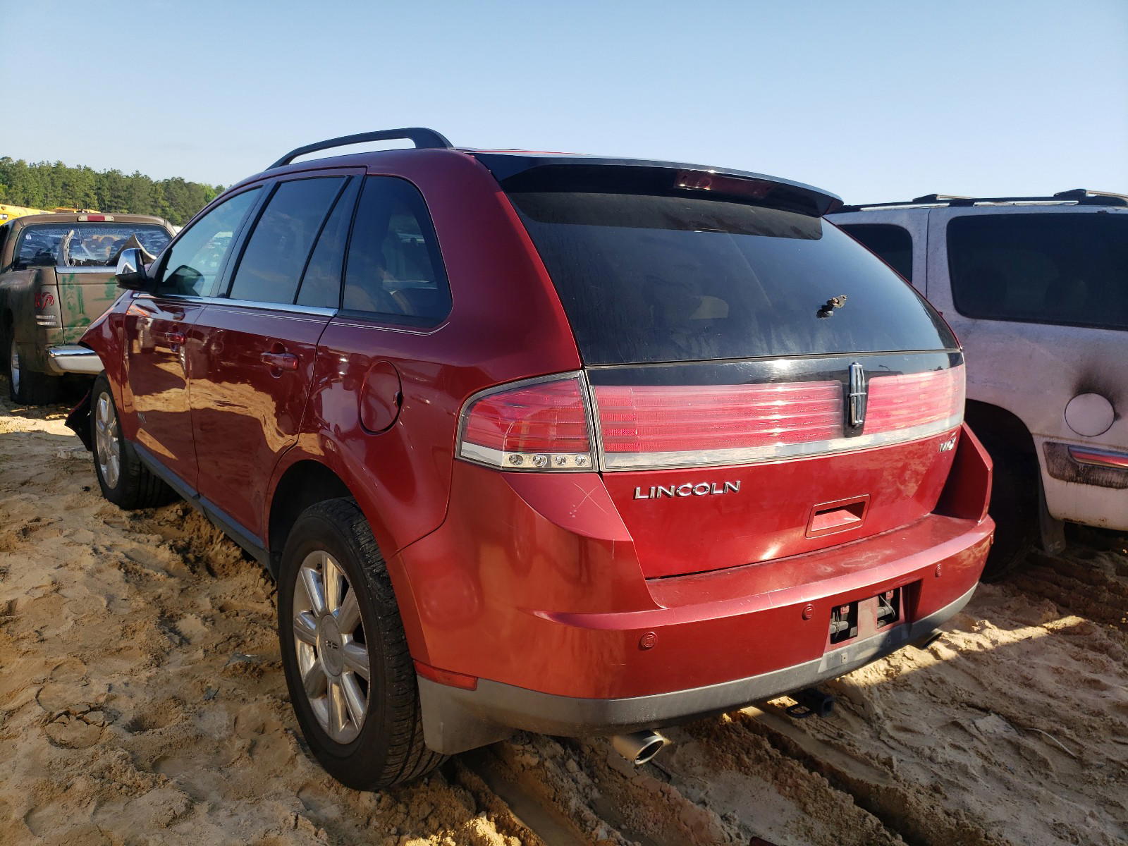 Photo 3 from auction – 2007 LINCOLN MKX with VIN 2LMDU88C77BJ05436