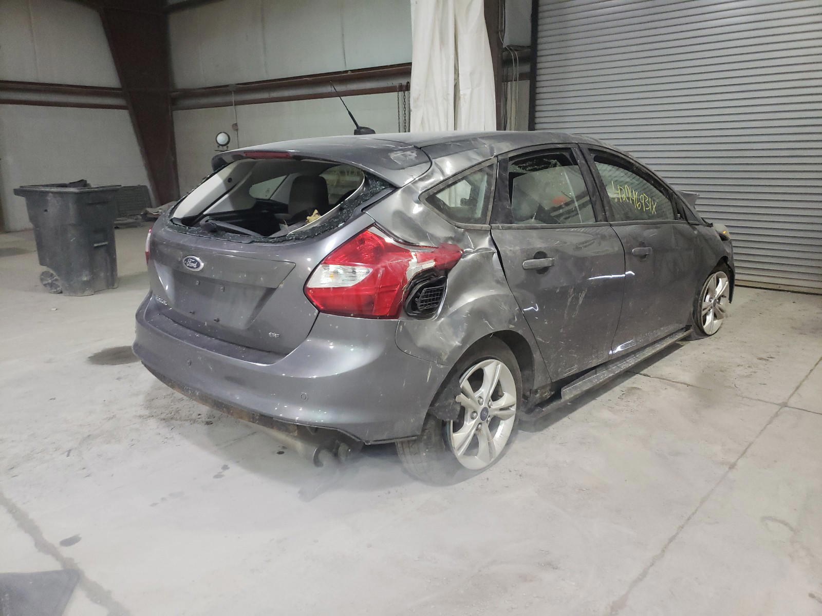 Photo 4 from auction – 2014 FORD FOCUS SE with VIN 1FADP3K27EL152317