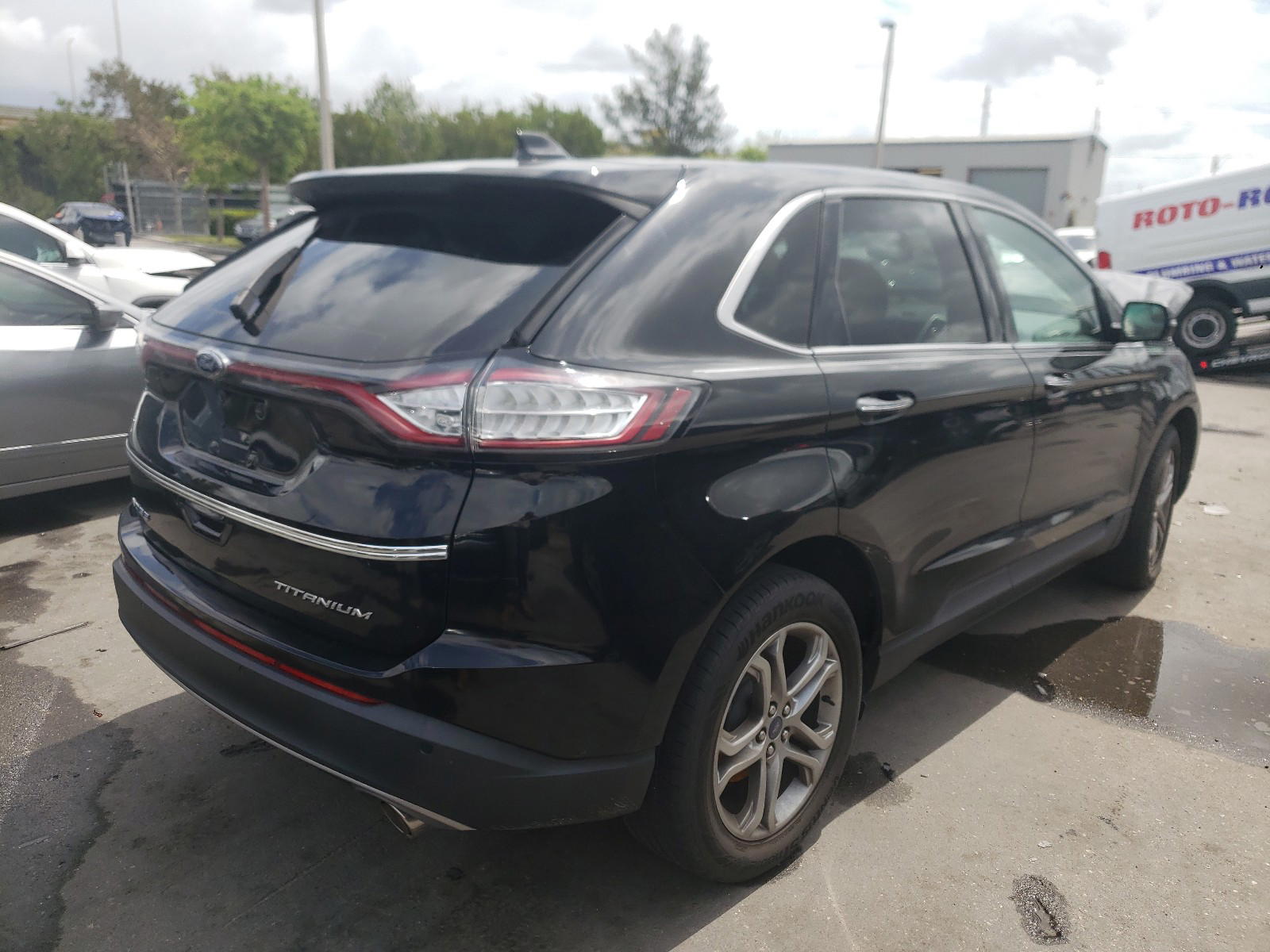Photo 4 from auction – 2016 FORD EDGE TITAN with VIN 2FMPK3K88GBB12045