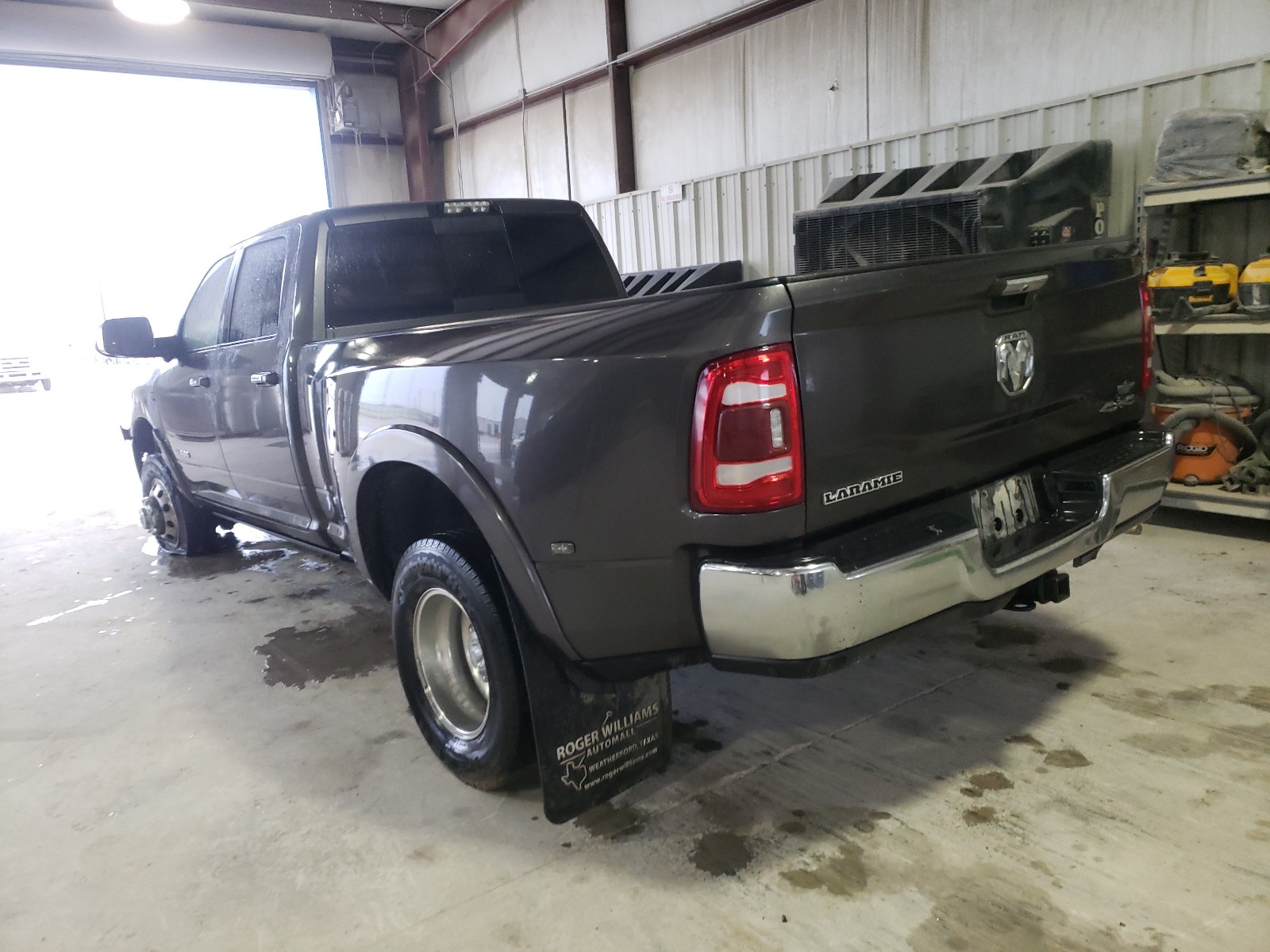 Photo 3 from auction – 2019 RAM 3500 LARAM with VIN 3C63RRJL3KG560388