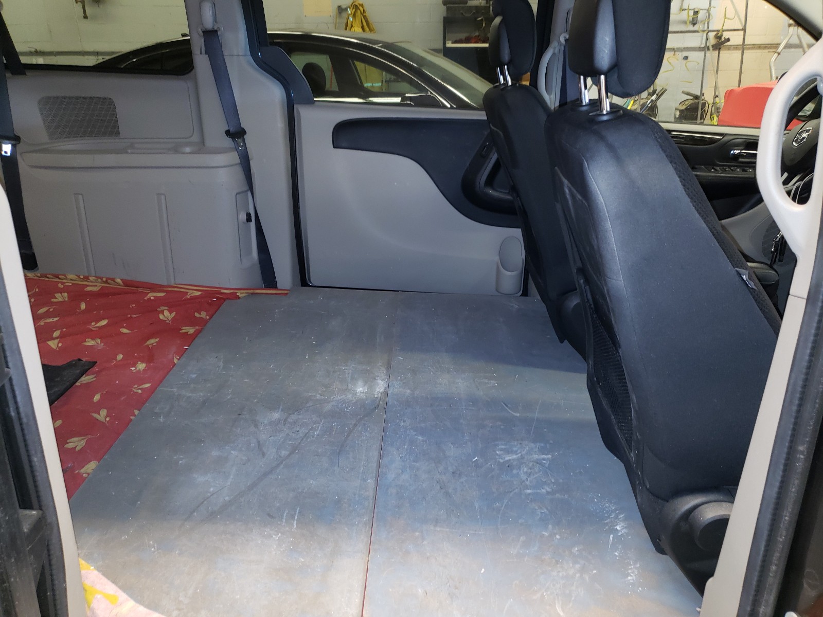 Photo 6 from auction – 2019 DODGE GRAND CARA with VIN 2C4RDGBG7KR678722