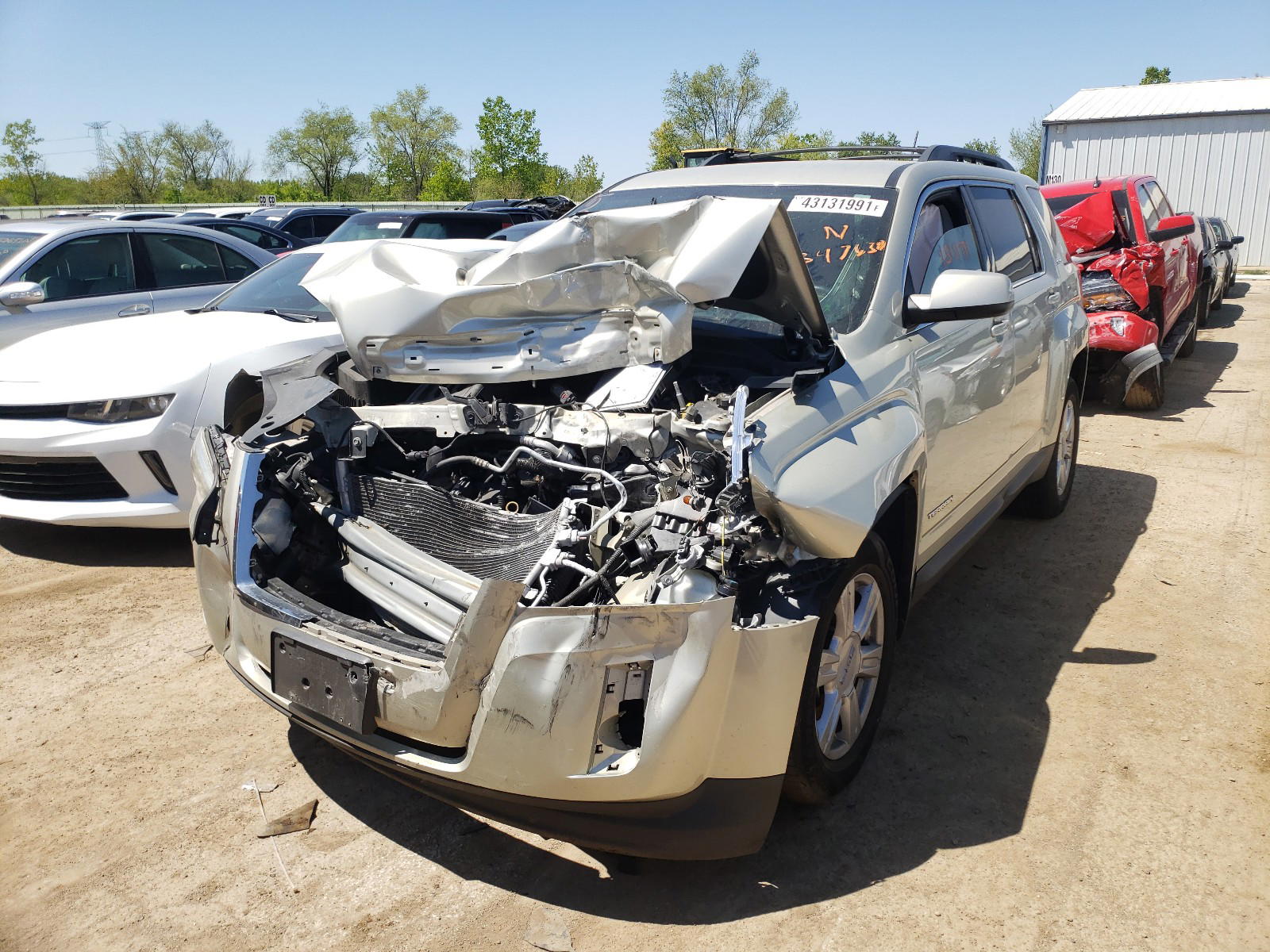 Photo 2 from auction – 2014 GMC TERRAIN SL with VIN 2GKALREK0E6347650