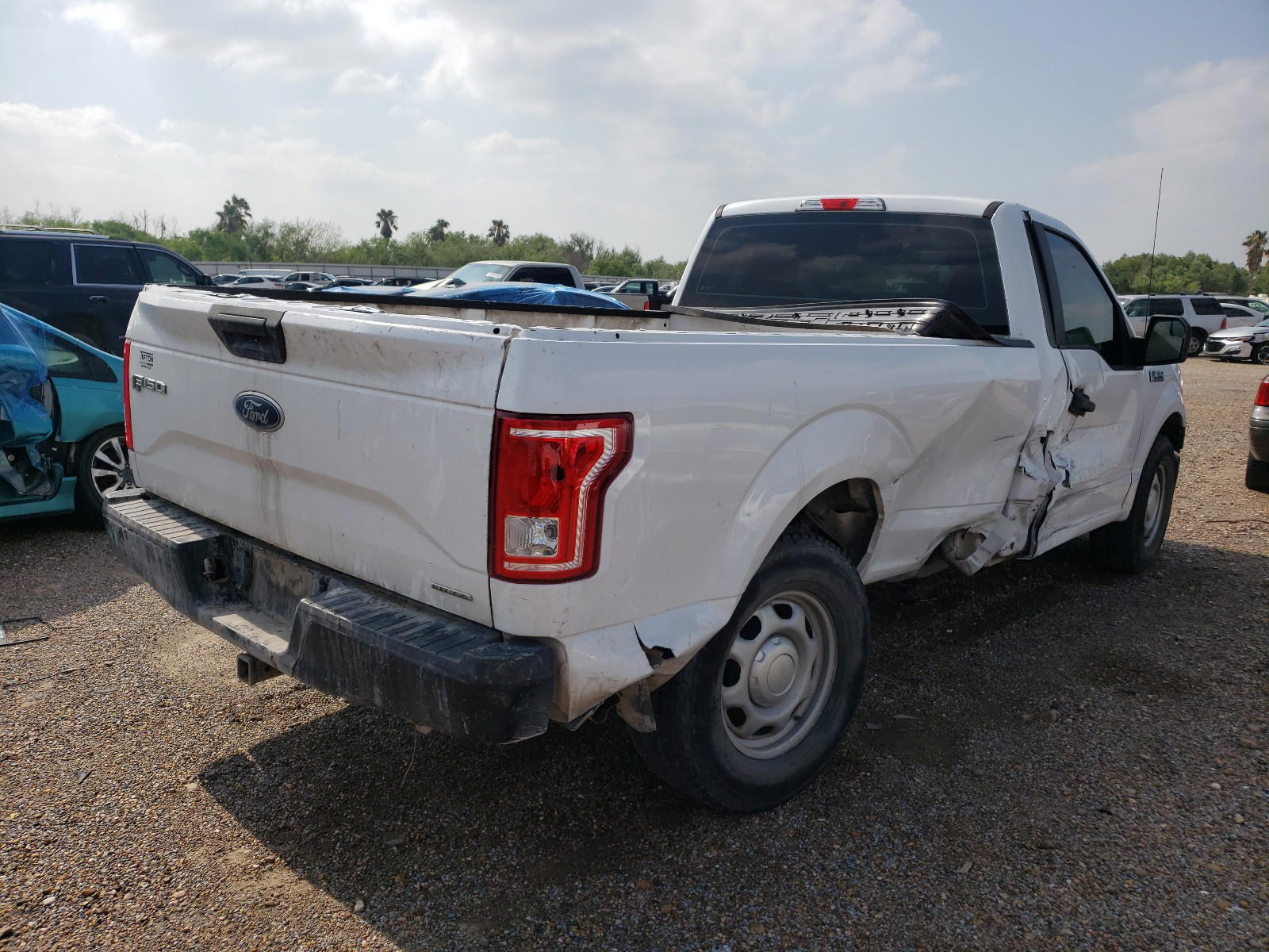 Photo 4 from auction – 2016 FORD F150 with VIN 1FTMF1CF4GKF64660