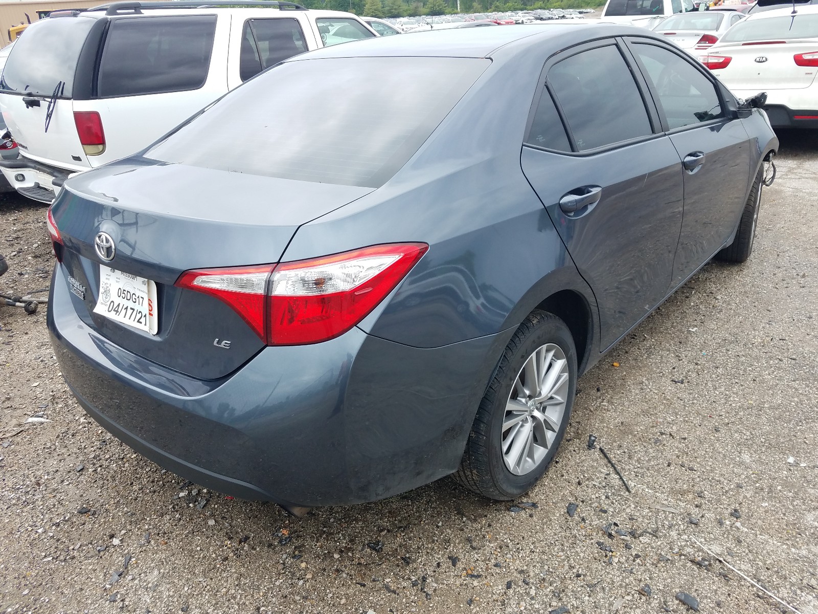 Photo 4 from auction – 2015 TOYOTA COROLLA L with VIN 5YFBURHE9FP234119