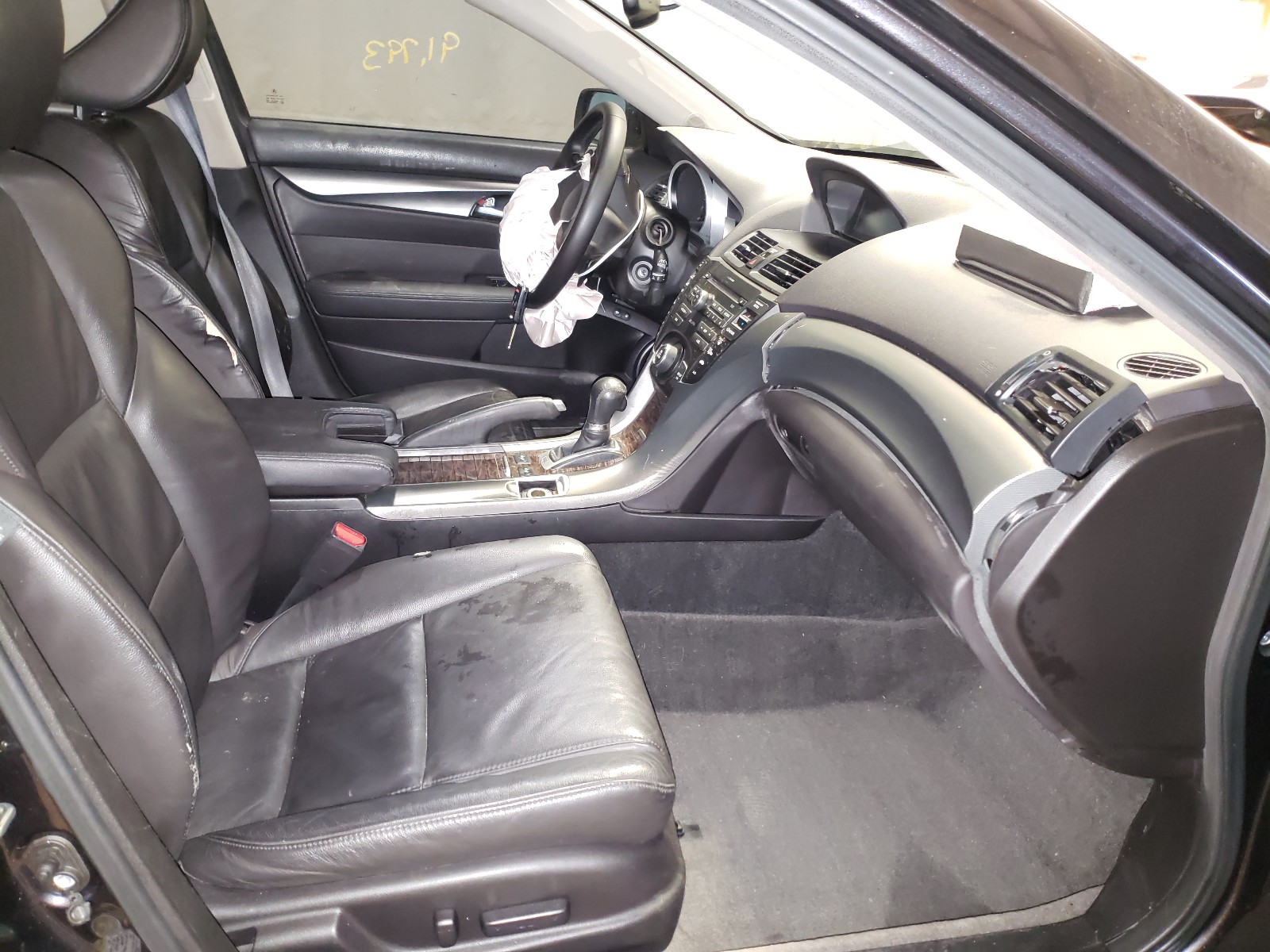 Photo 5 from auction – 2013 ACURA TL with VIN 19UUA8F21DA009569