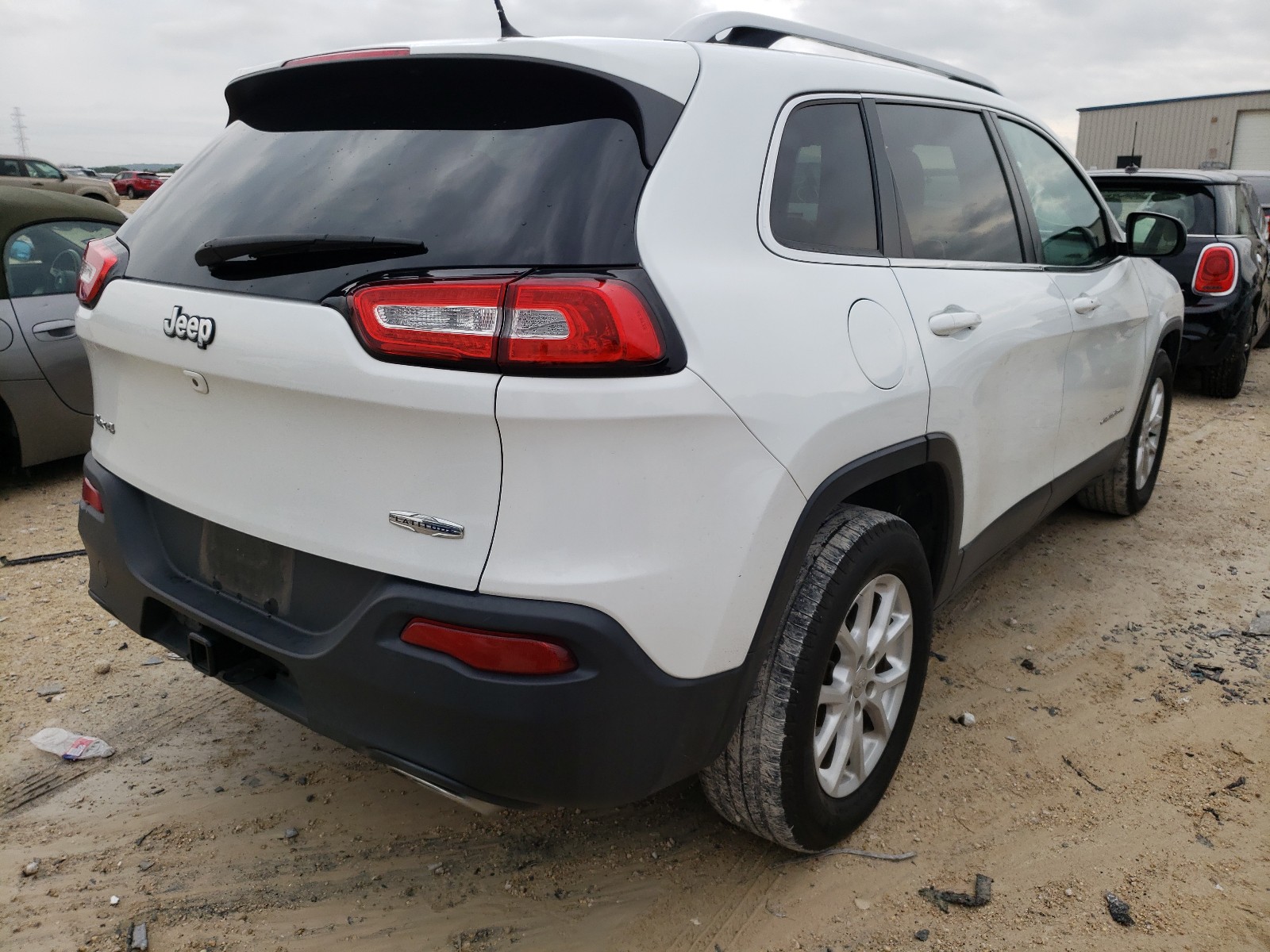 Zdjęcie 4 z aukcji – 2015 JEEP CHEROKEE L z VIN 1C4PJMCS5FW755313