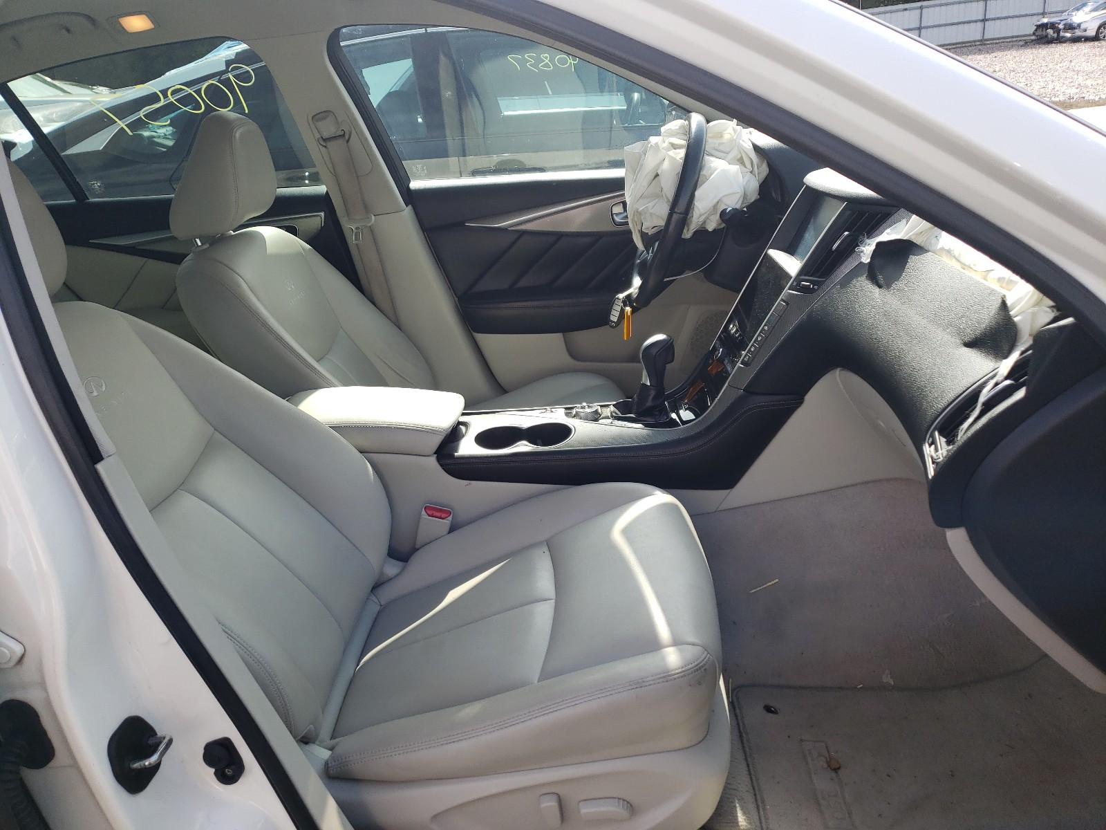 Photo 15 from auction – 2014 INFINITI Q50 BASE with VIN JN1BV7AP0EM684713