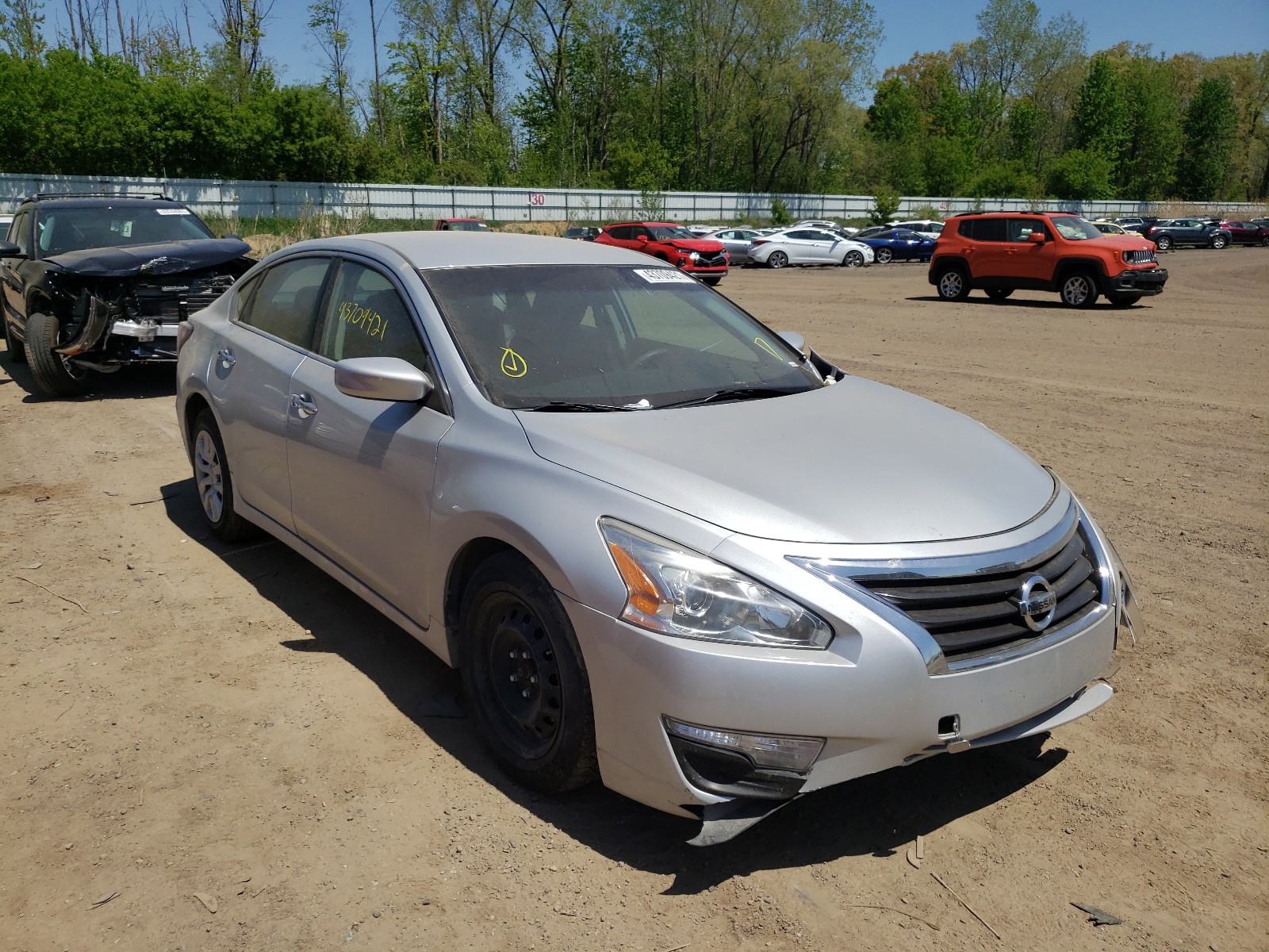 NISSAN ALTIMA 2.5 2014 مع رقم تعريف المركبة 1N4AL3AP1EC183395 - صورة من المزاد