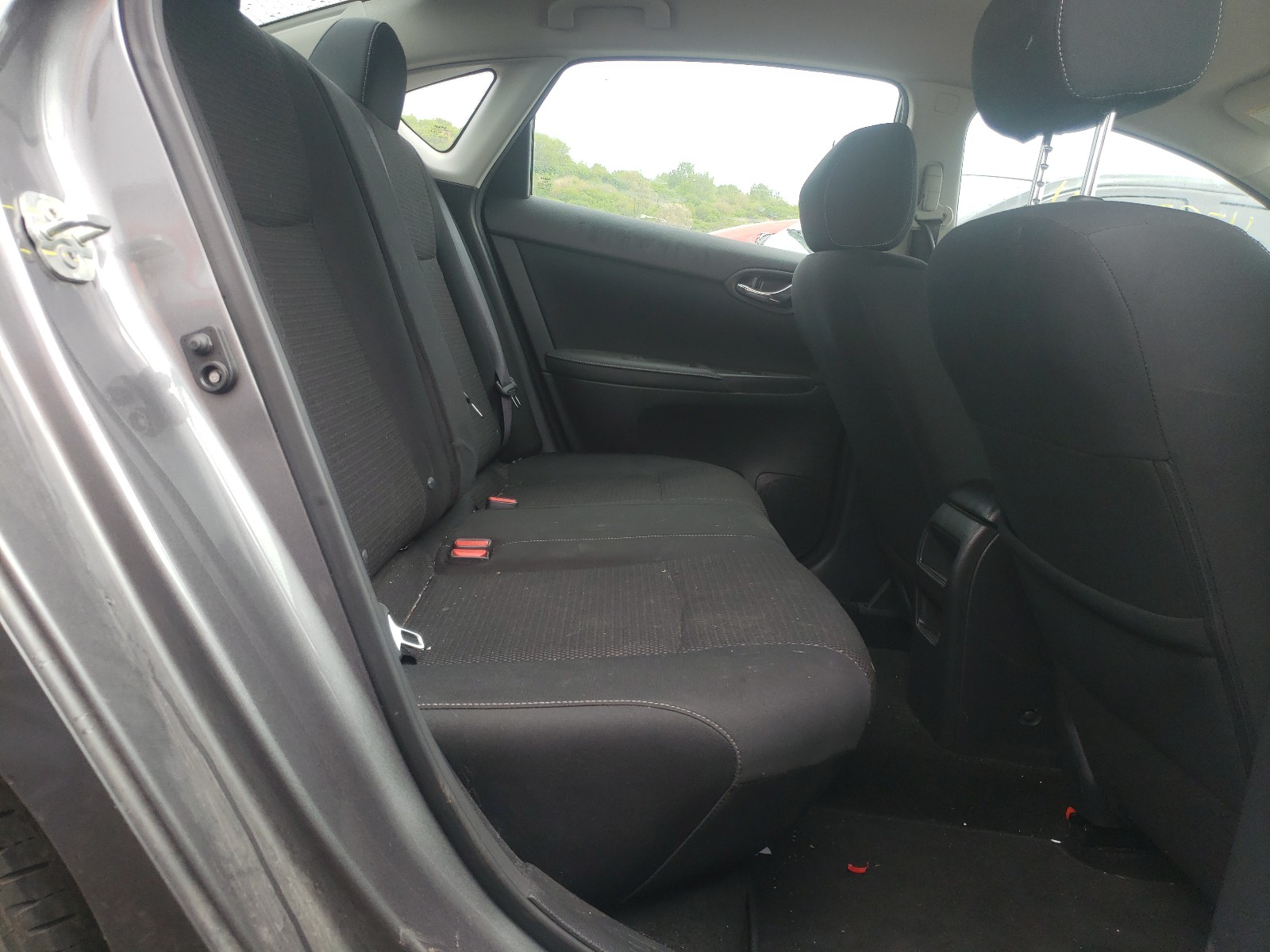 Photo 6 from auction – 2019 NISSAN SENTRA S with VIN 3N1AB7AP3KY374097