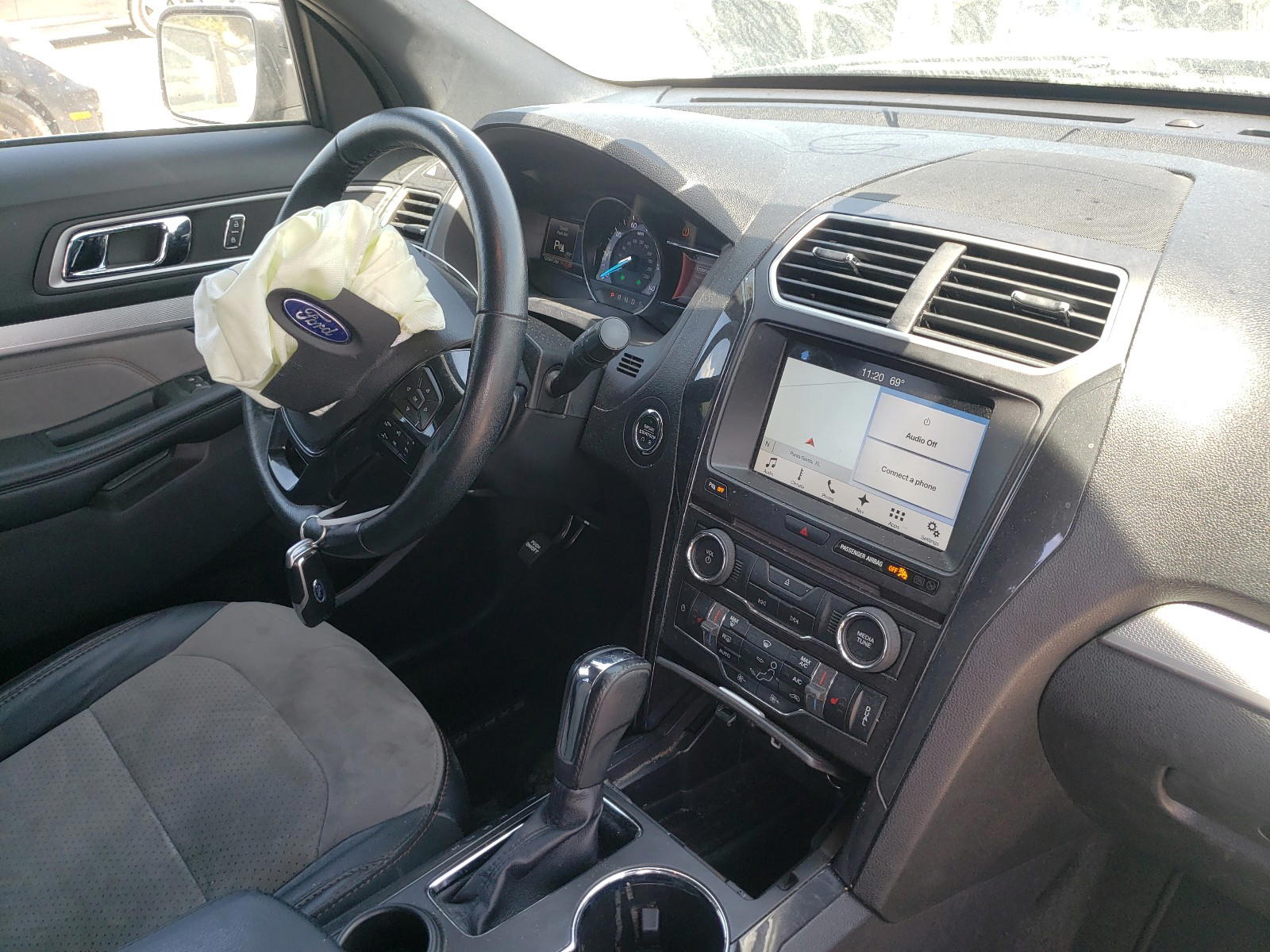 Photo 9 from auction – 2017 FORD EXPLORER X with VIN 1FM5K7D8XHGC88651