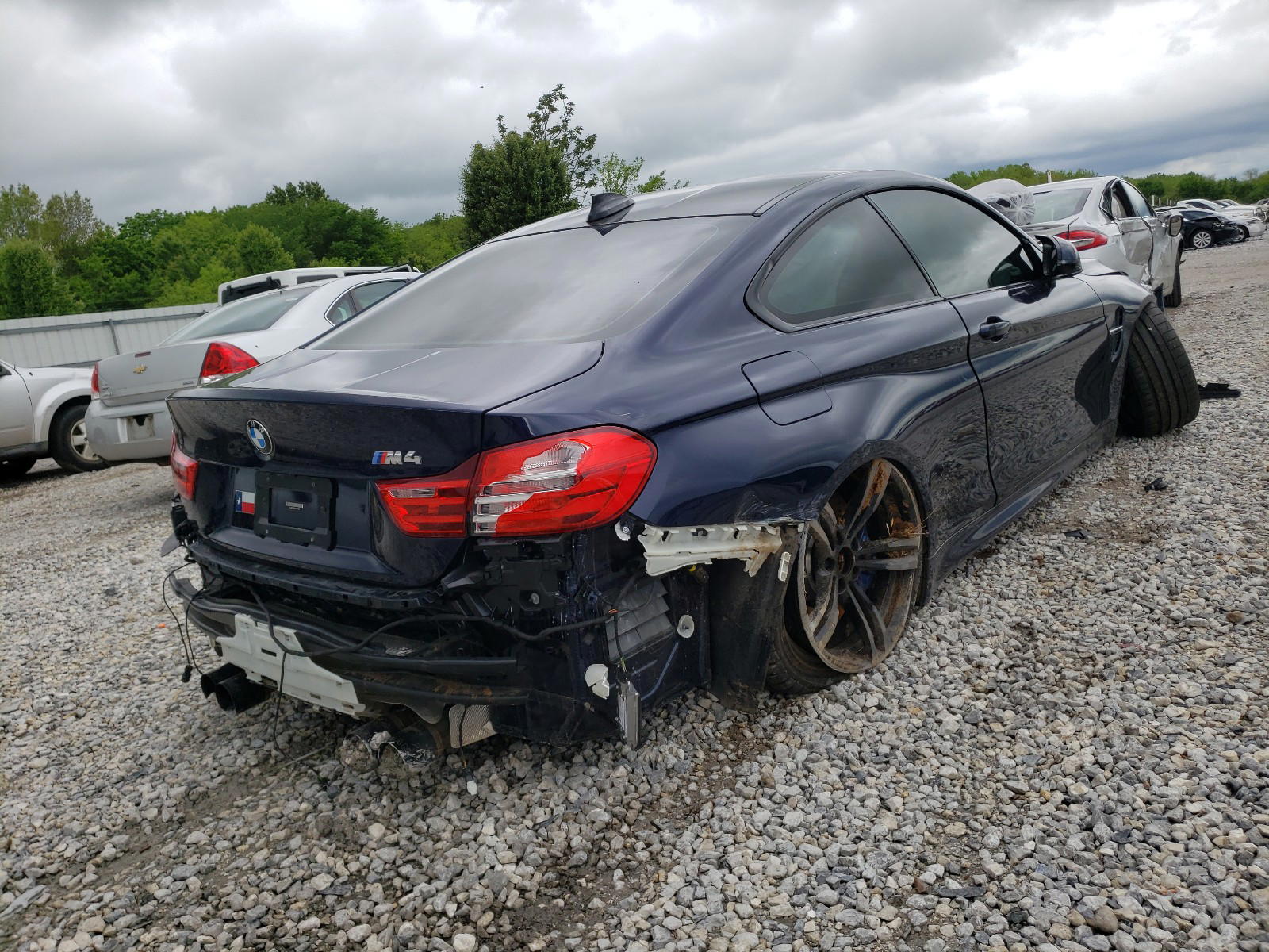 Photo 4 from auction – 2016 BMW M4 with VIN WBS3R9C58GK338896