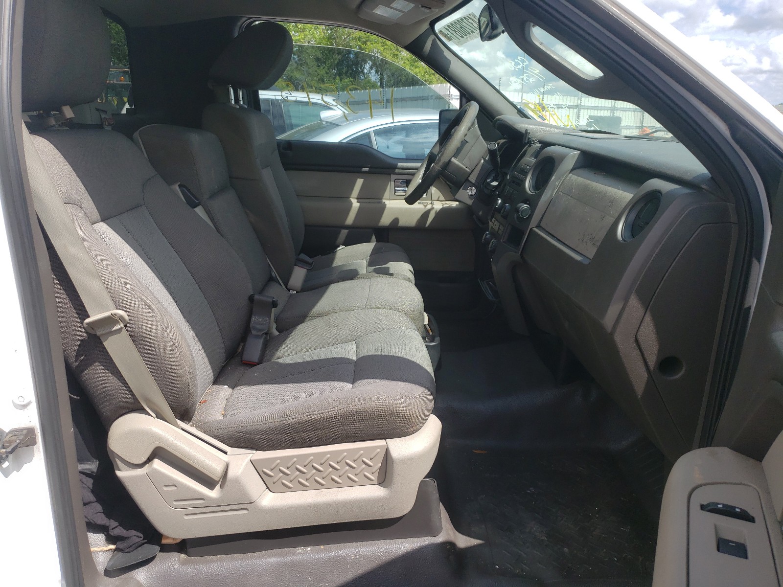 Photo 5 from auction – 2009 FORD F150 with VIN 1FTRF12W69KA77051