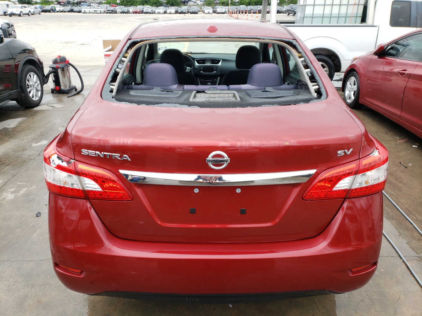 Photo 9 from auction – 2015 NISSAN SENTRA S with VIN 3N1AB7AP0FL659990