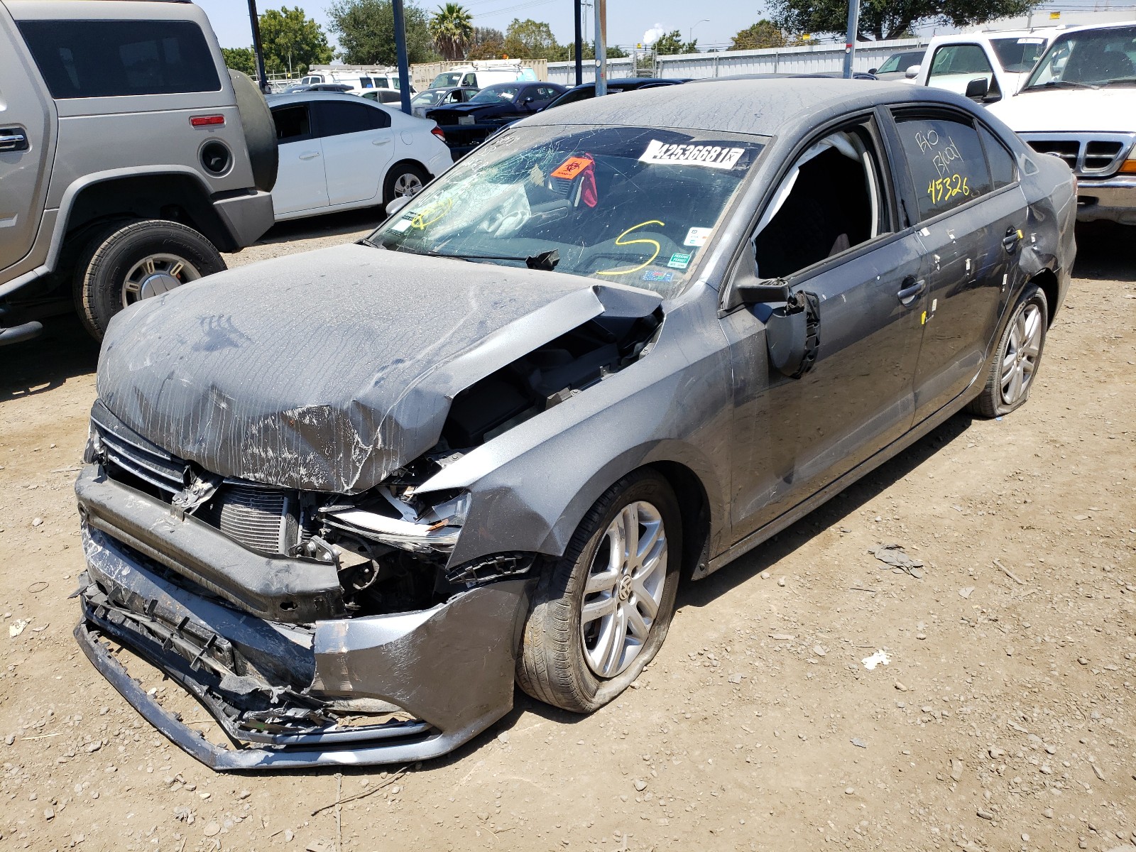 Photo 2 from auction – 2018 VOLKSWAGEN JETTA S with VIN 3VW2B7AJ9JM220638