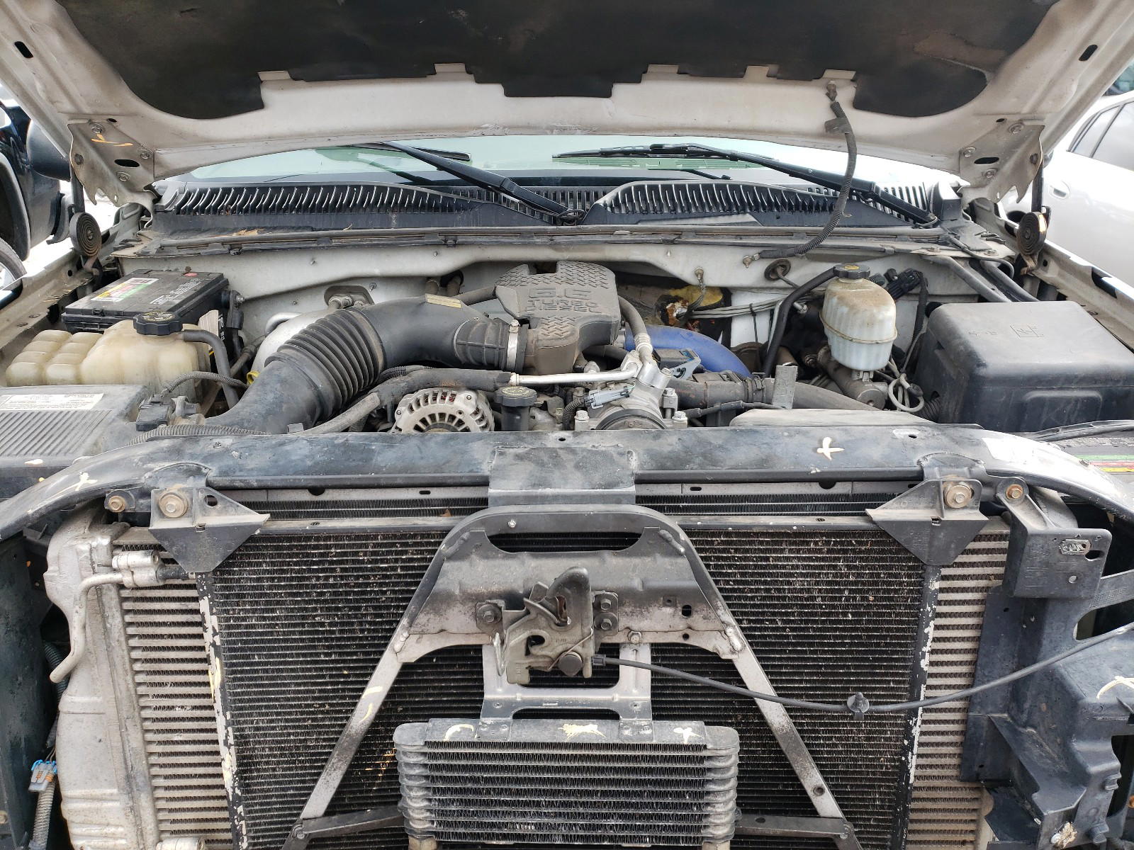 Photo 7 from auction – 2004 CHEVROLET SILVERADO with VIN 1GCHK23194F152780