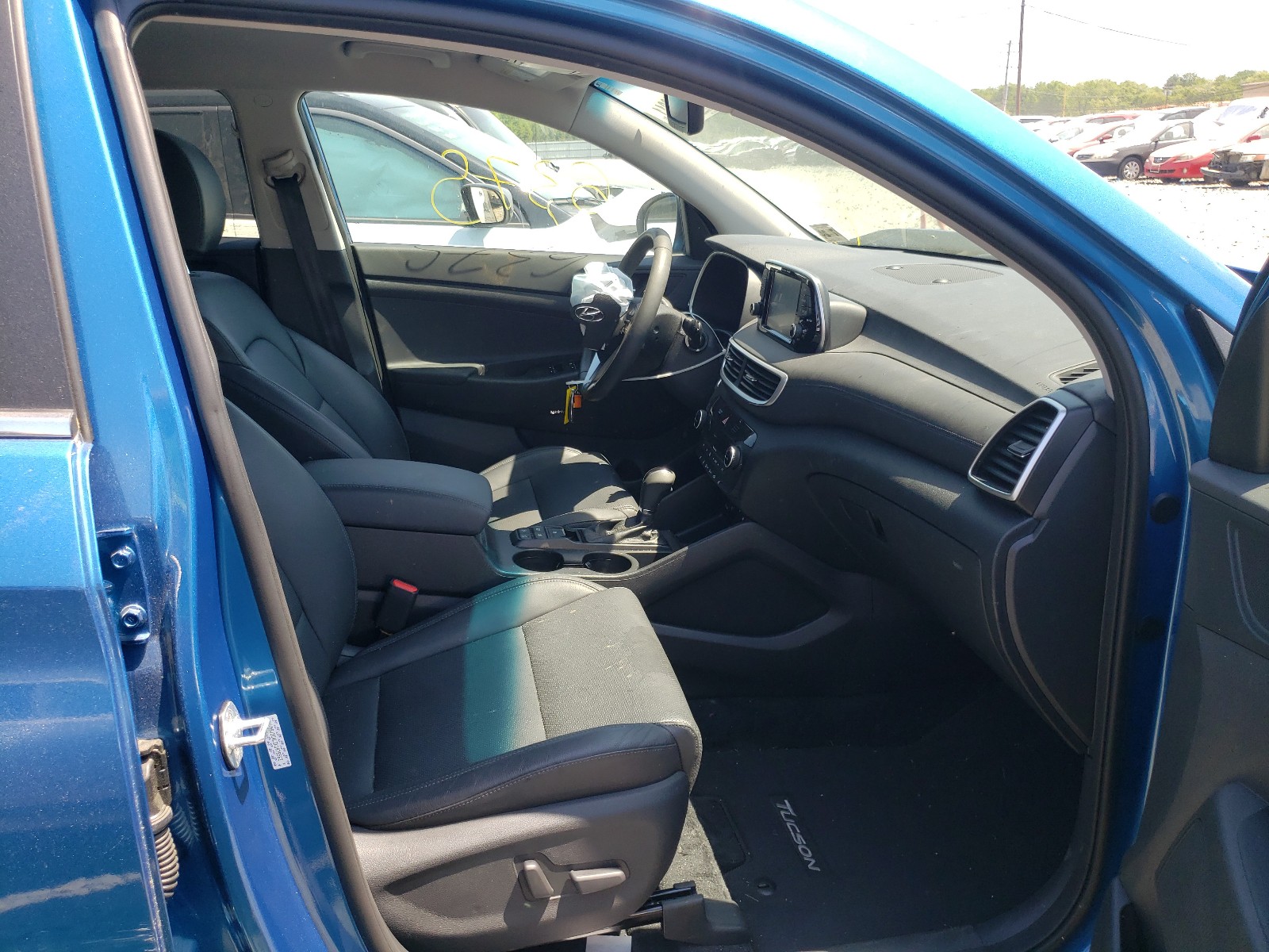 Photo 5 from auction – 2019 HYUNDAI TUCSON LIM with VIN KM8J3CAL2KU978562