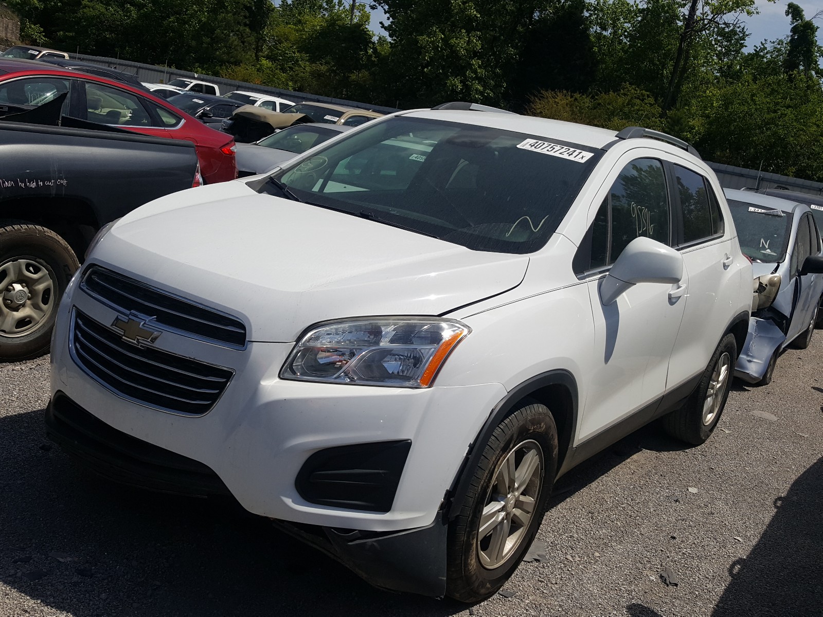 Фото 2 с аукциона – 2016 CHEVROLET TRAX 1LT с VIN 3GNCJLSB5GL133898