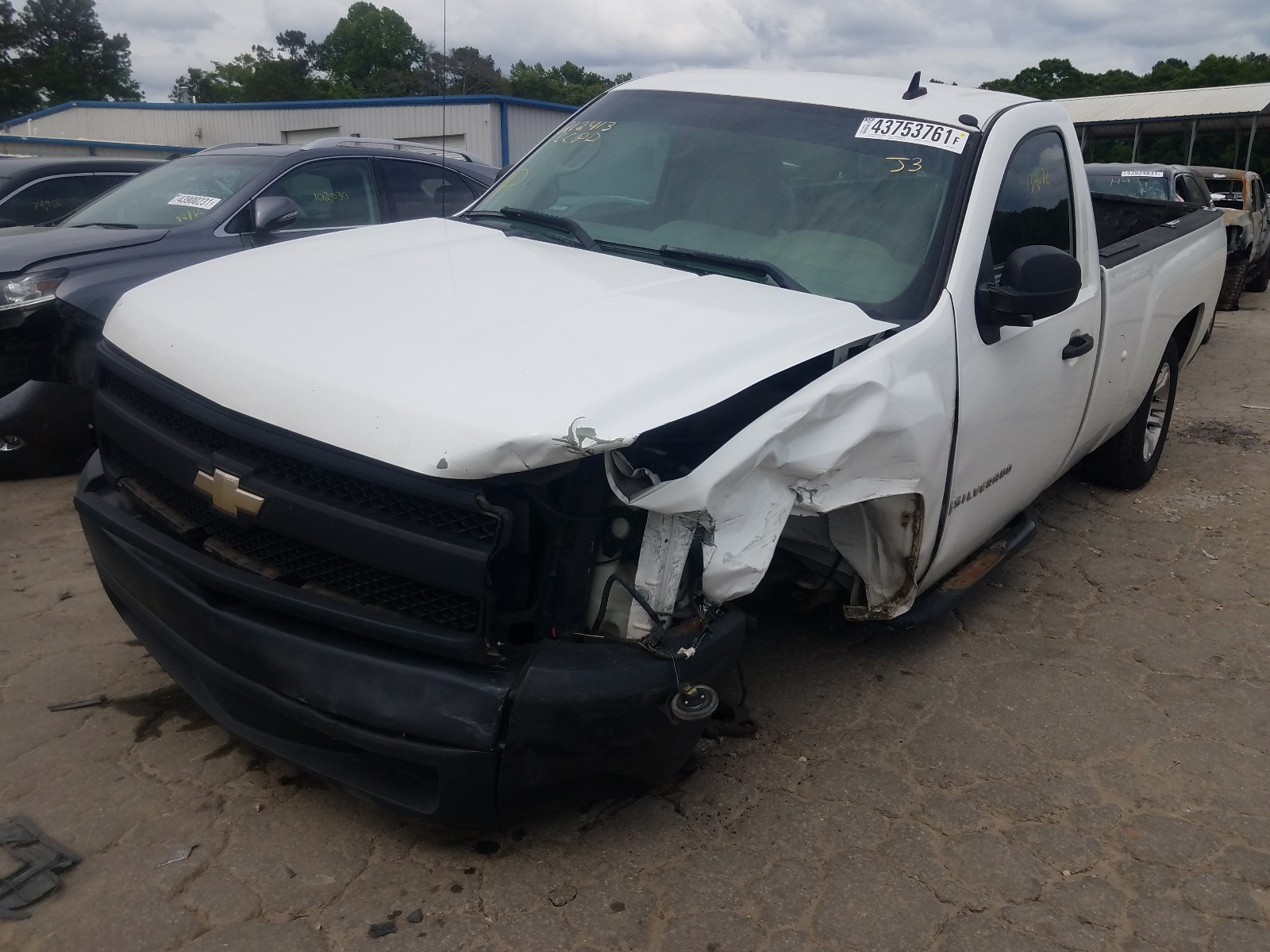 Photo 2 from auction – 2007 CHEVROLET SILVERADO with VIN 1GCEC14C37Z560110
