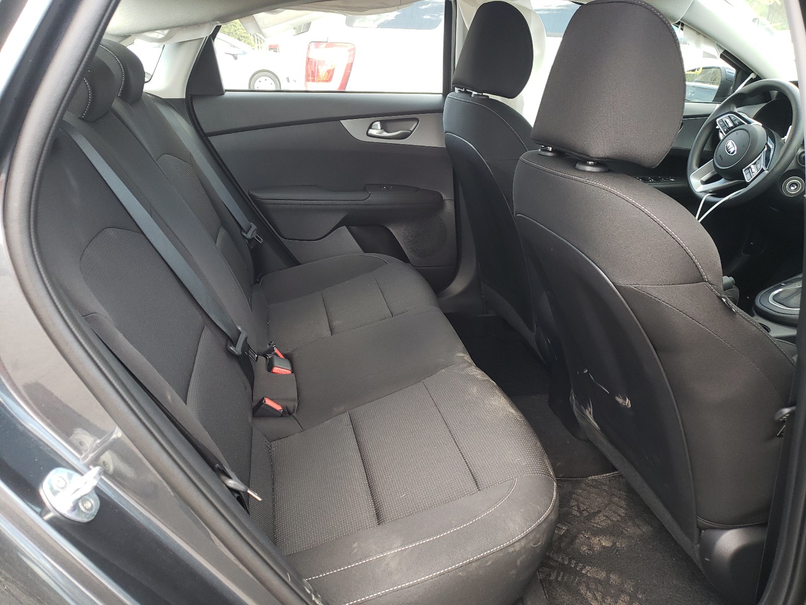 Photo 6 from auction – 2021 KIA FORTE FE with VIN 3KPF24AD9ME313591